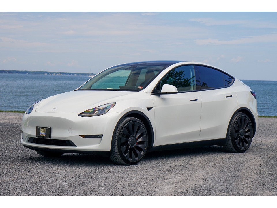 La NHTSA promet une évaluation «neutre et objective» de Tesla