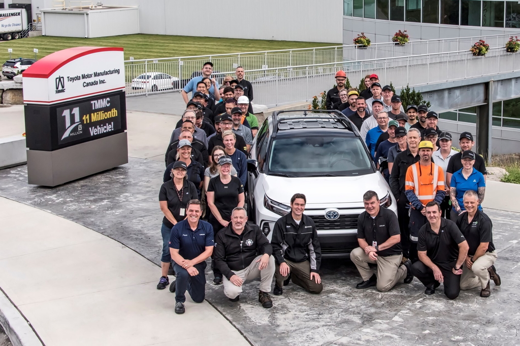 Image illustrant l'article: Toyota pourrait produire davantage de RAV4 aux États-Unis