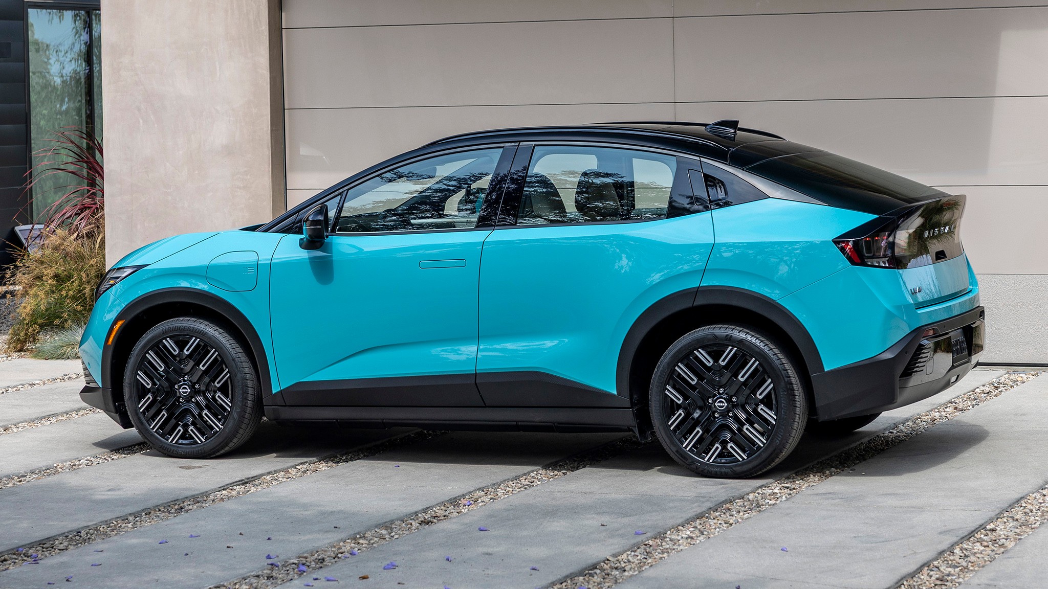 Nissan réduit déjà la production de la nouvelle LEAF 2026, avant même son lancement