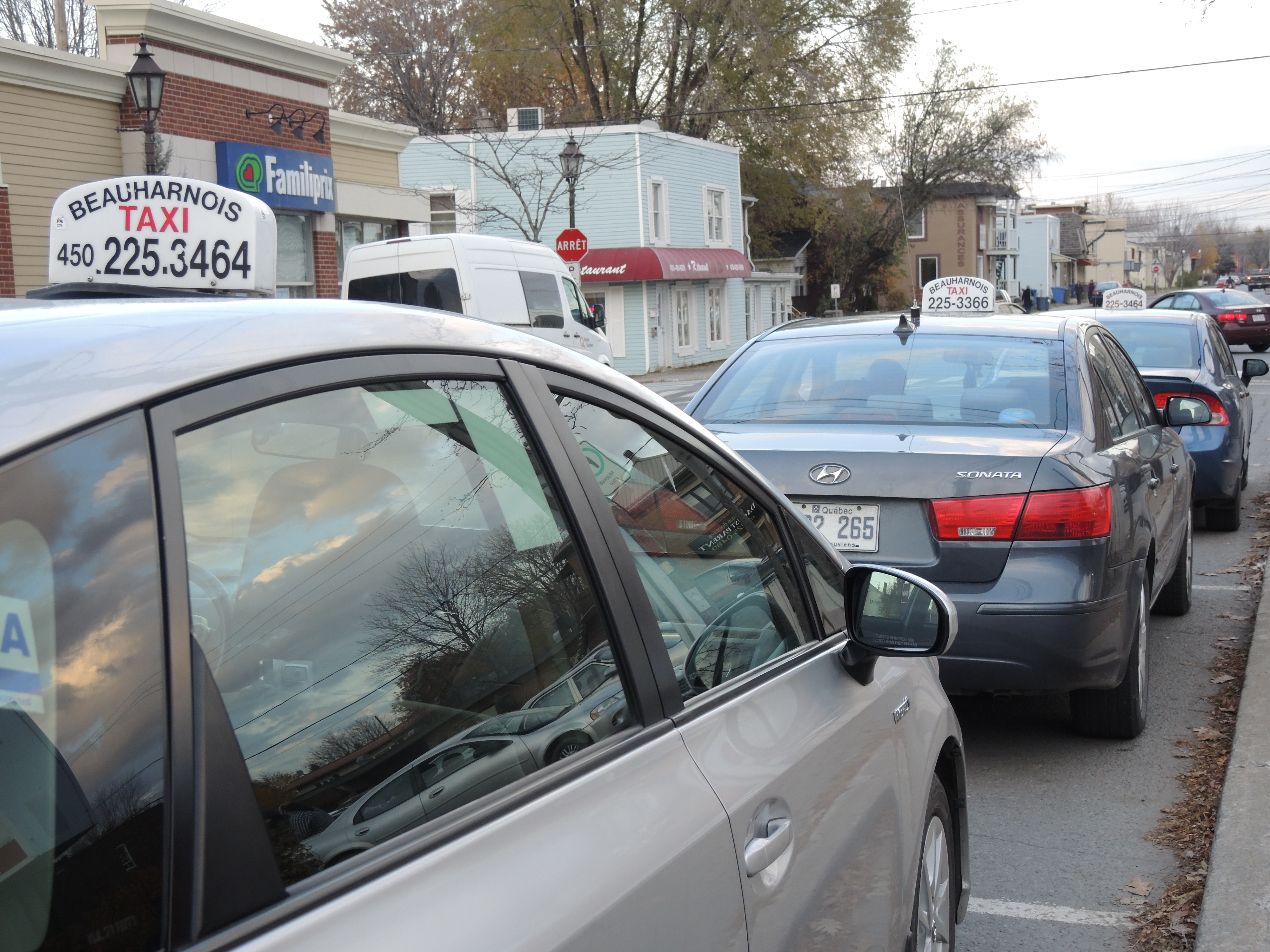 Des chauffeurs de taxi préoccupés par l’étalement d’Uber