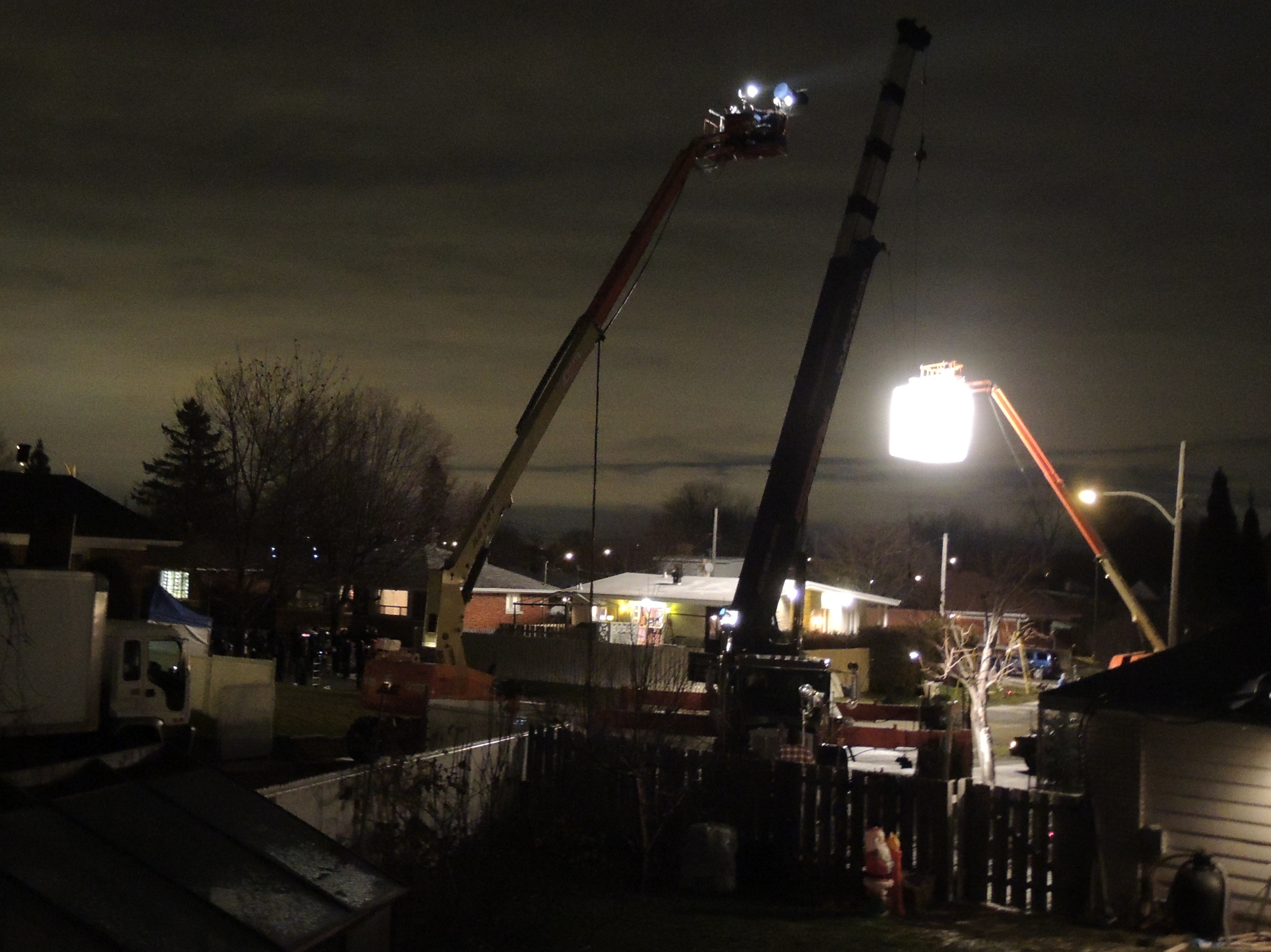 Image illustrant l'article: A scene from a coming Elton John clip filmed in Chateauguay