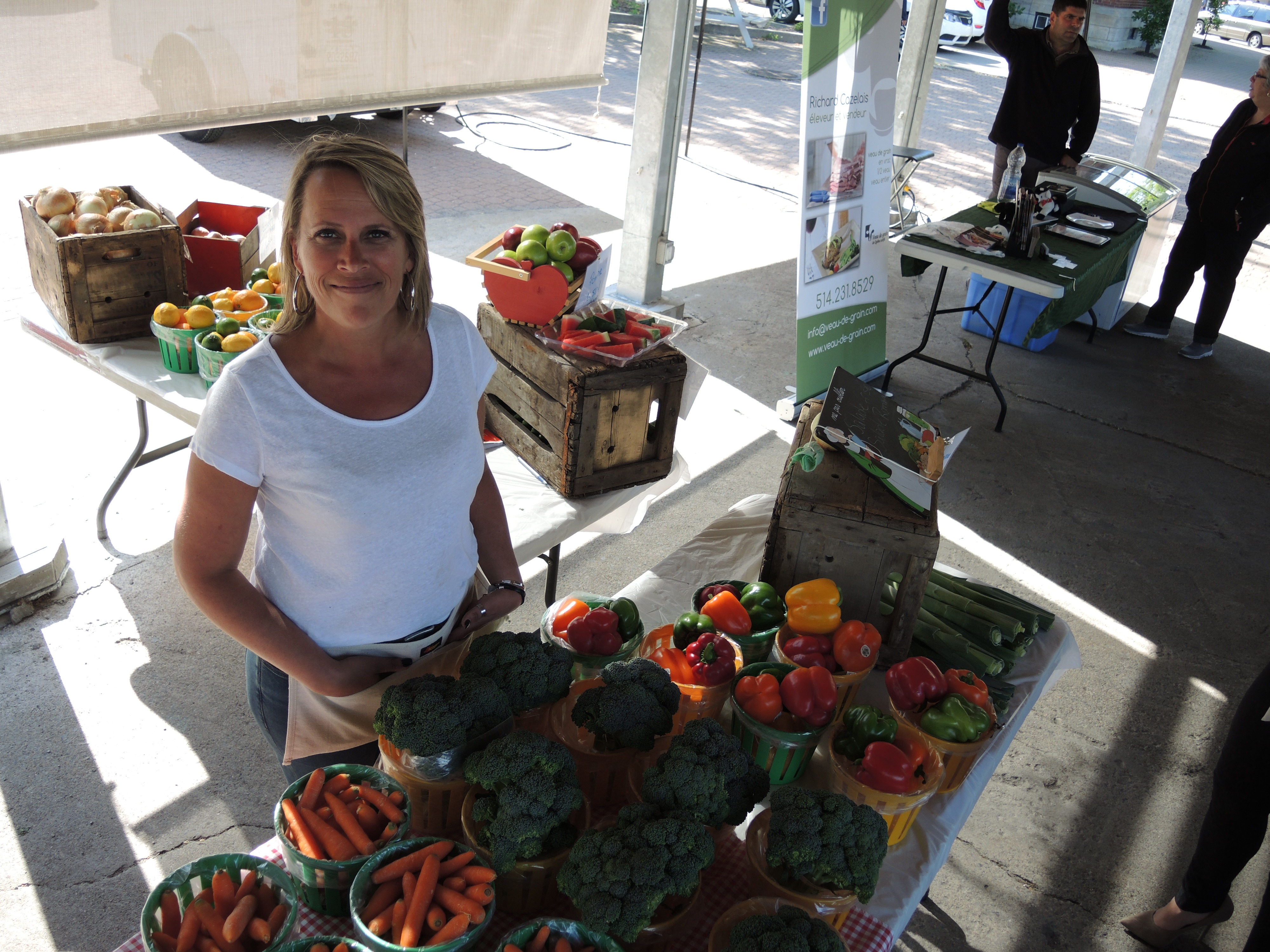 Marché public cinq jours par semaine