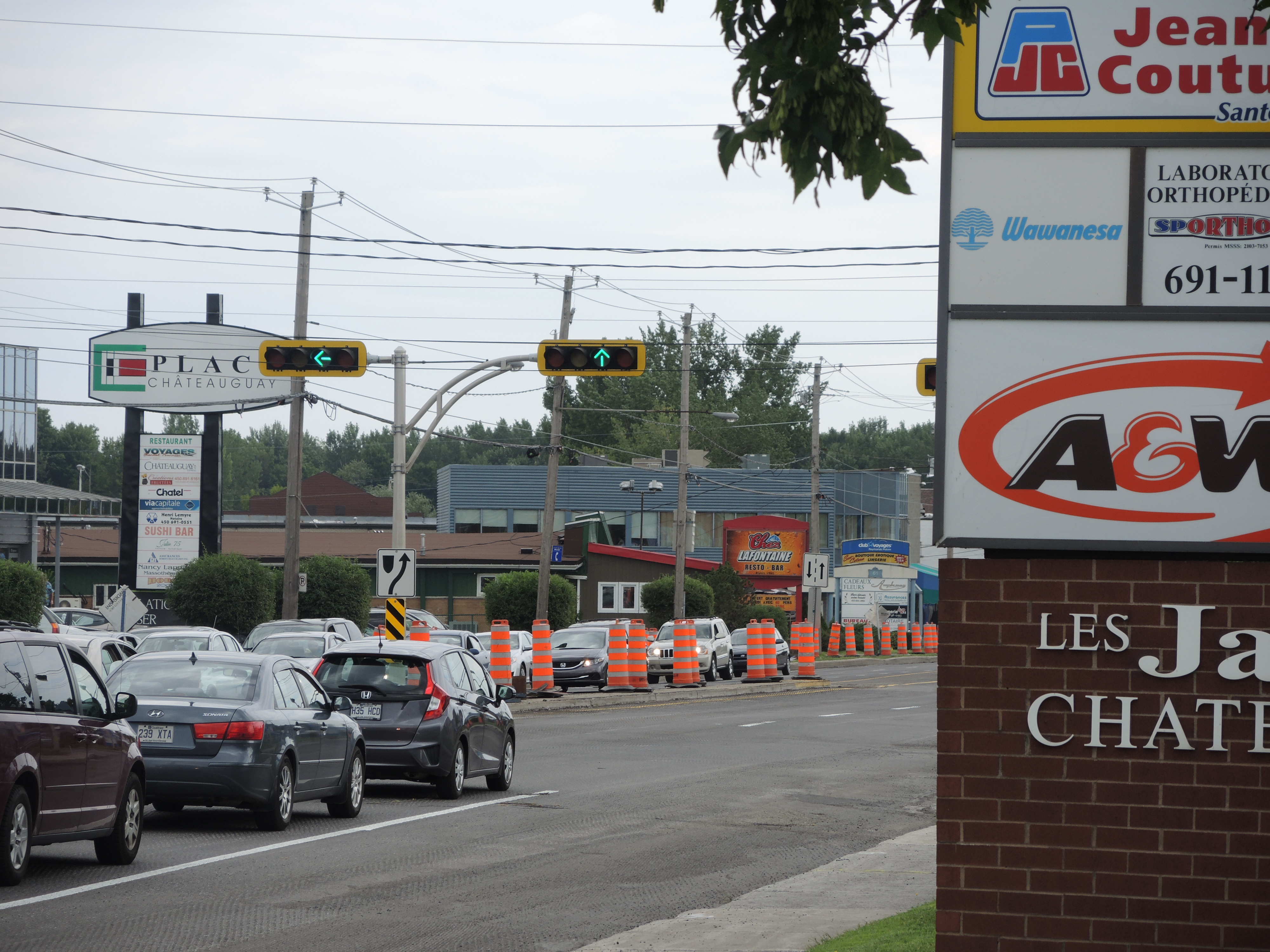 Enseignes commerciales : de nouvelles règles présentées cet automne