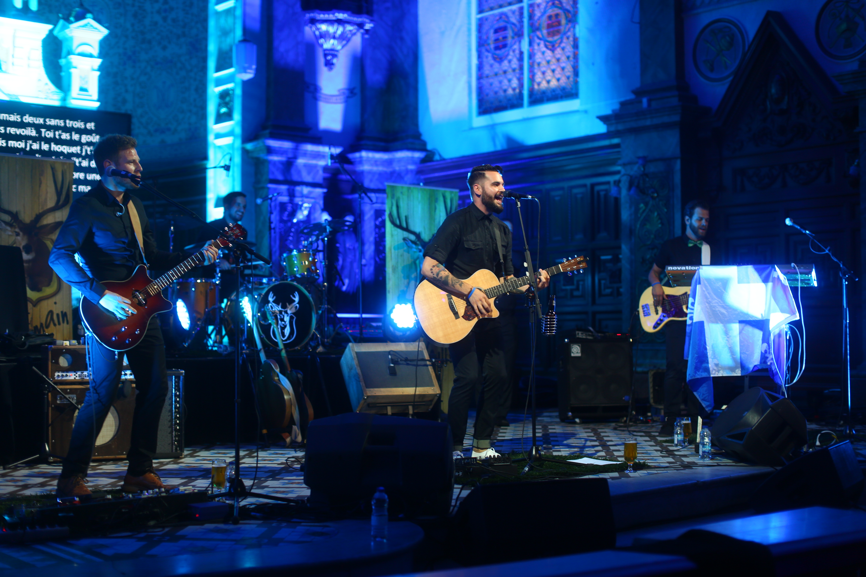 Un groupe d’ici au mariage de Julie Snyder et Pierre-Karl Péladeau