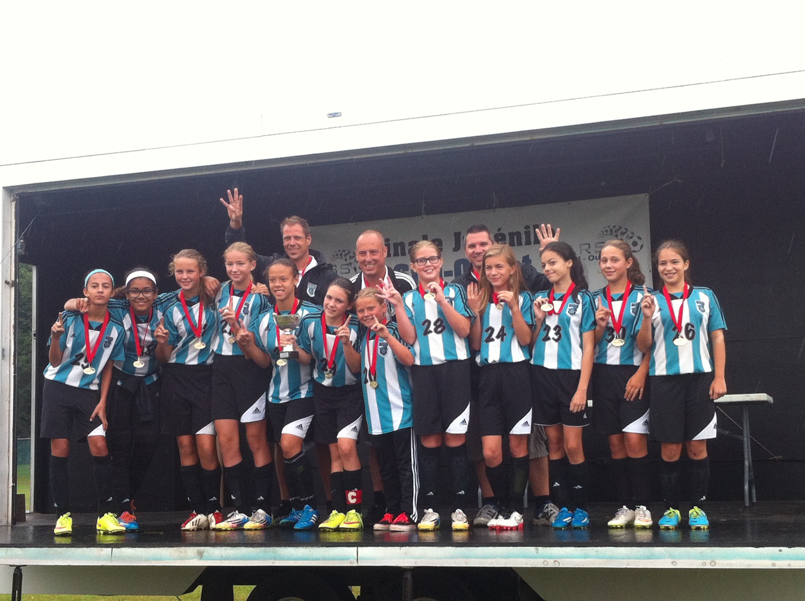 Des Cougars font le plein d’or