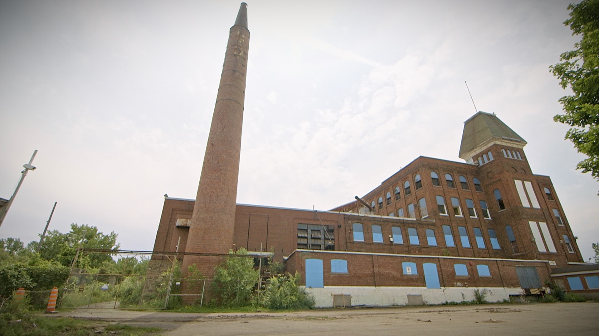 L’histoire de l’ancienne Domtar à Beauharnois racontée à la télé