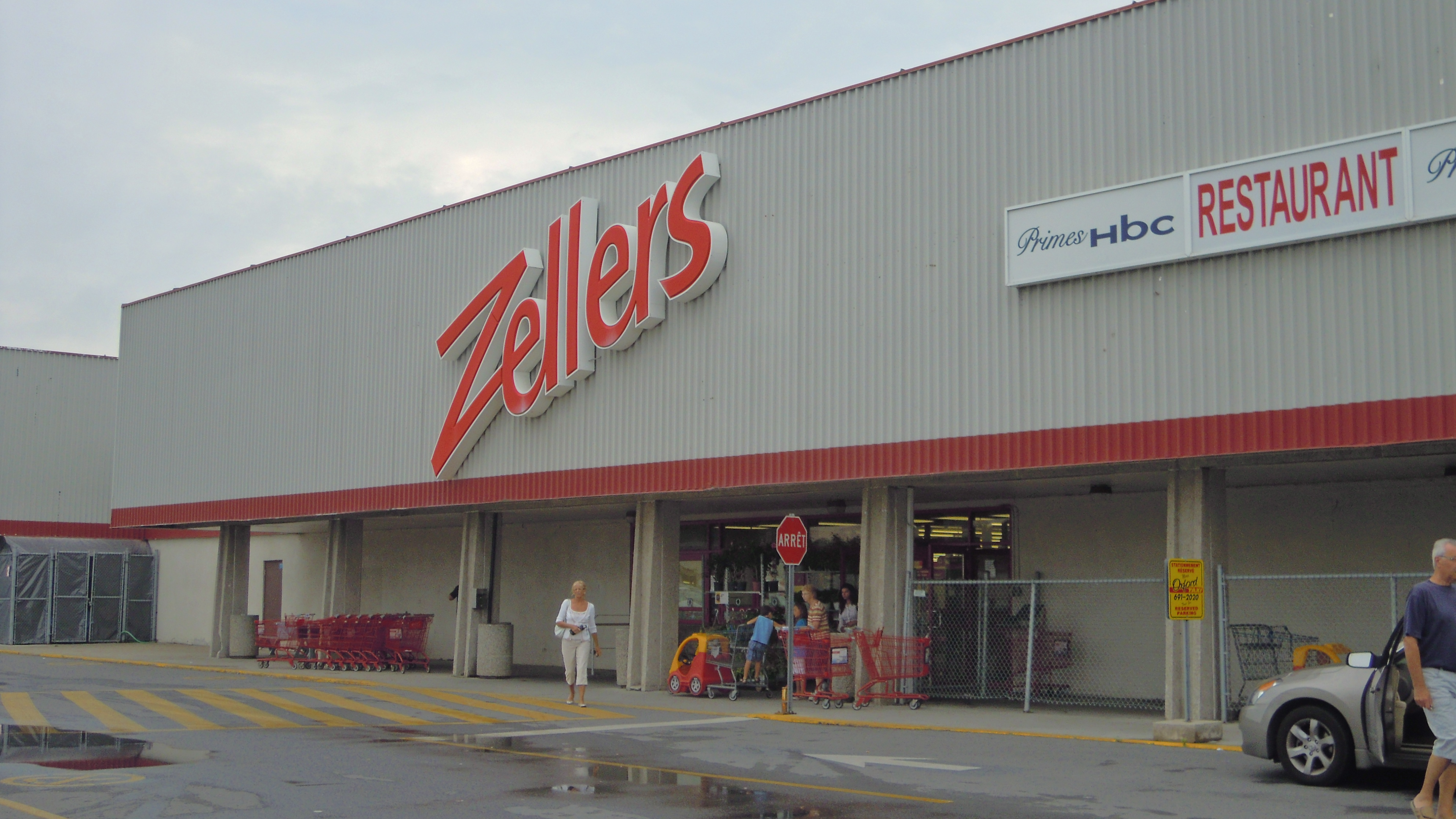 Des maisons pour remplacer le Zellers et le Salon de quilles