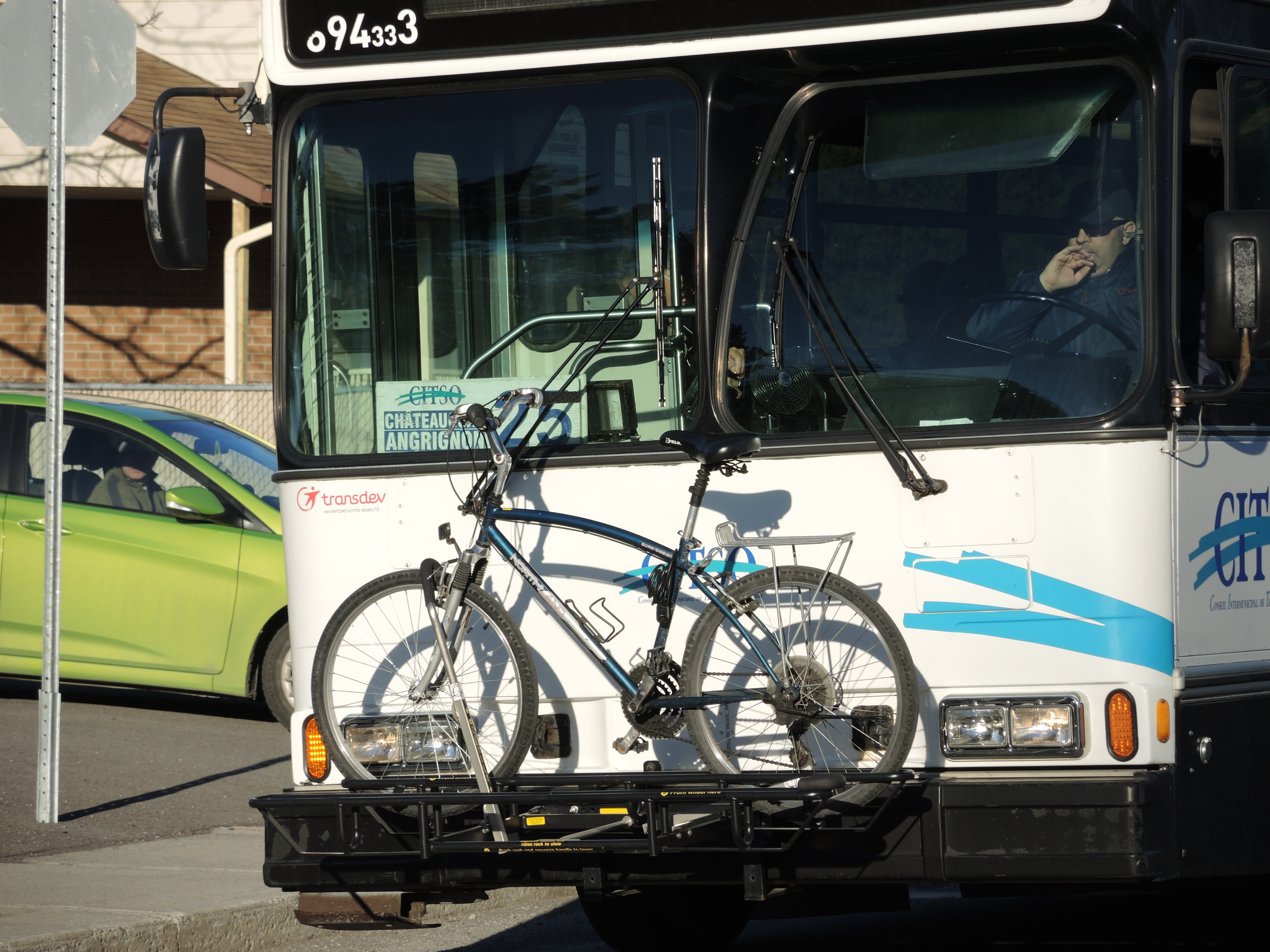 Des supports à vélos pour tous les autobus du CITSO