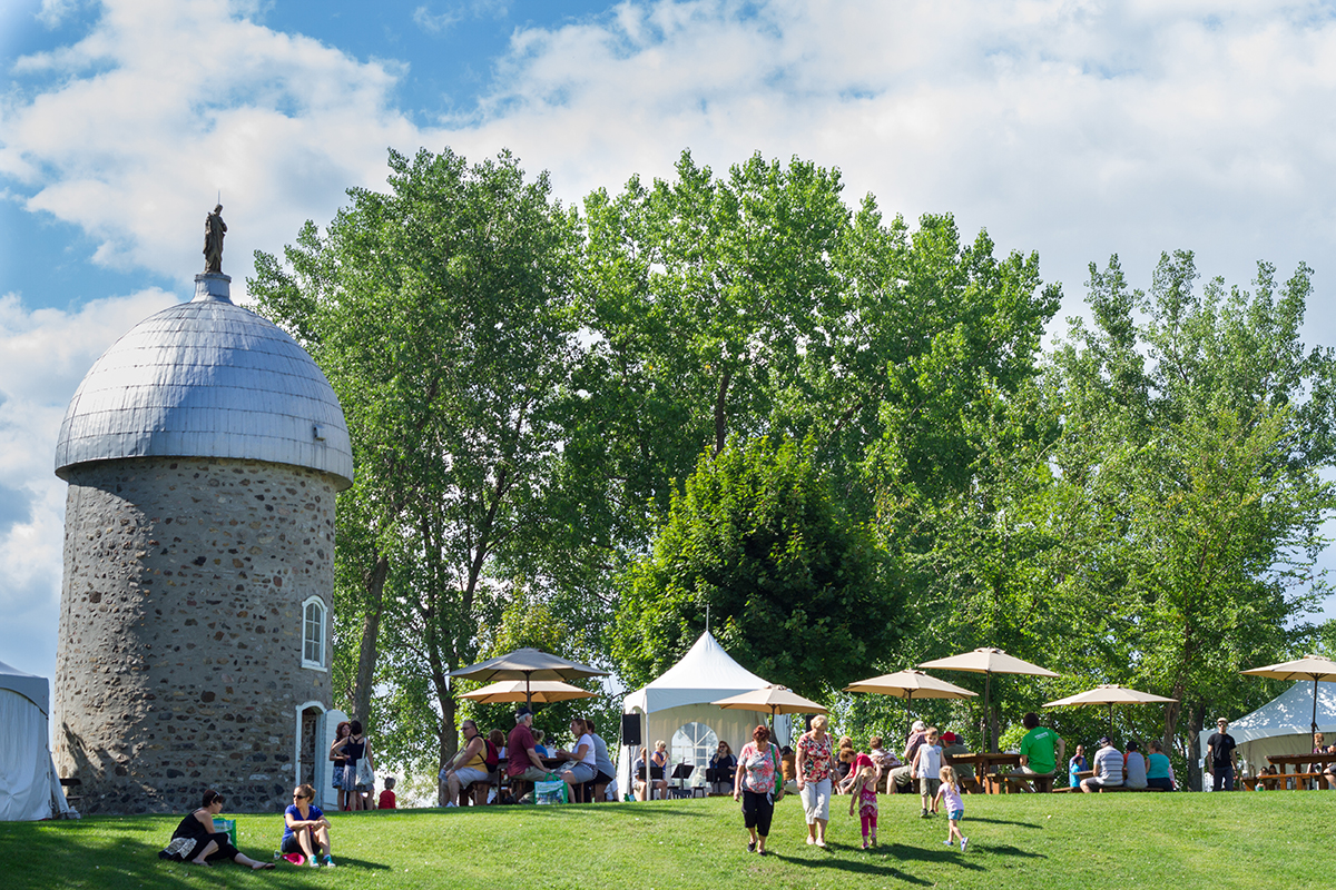 Faire ses emplettes à l’Écomarché de l’île
