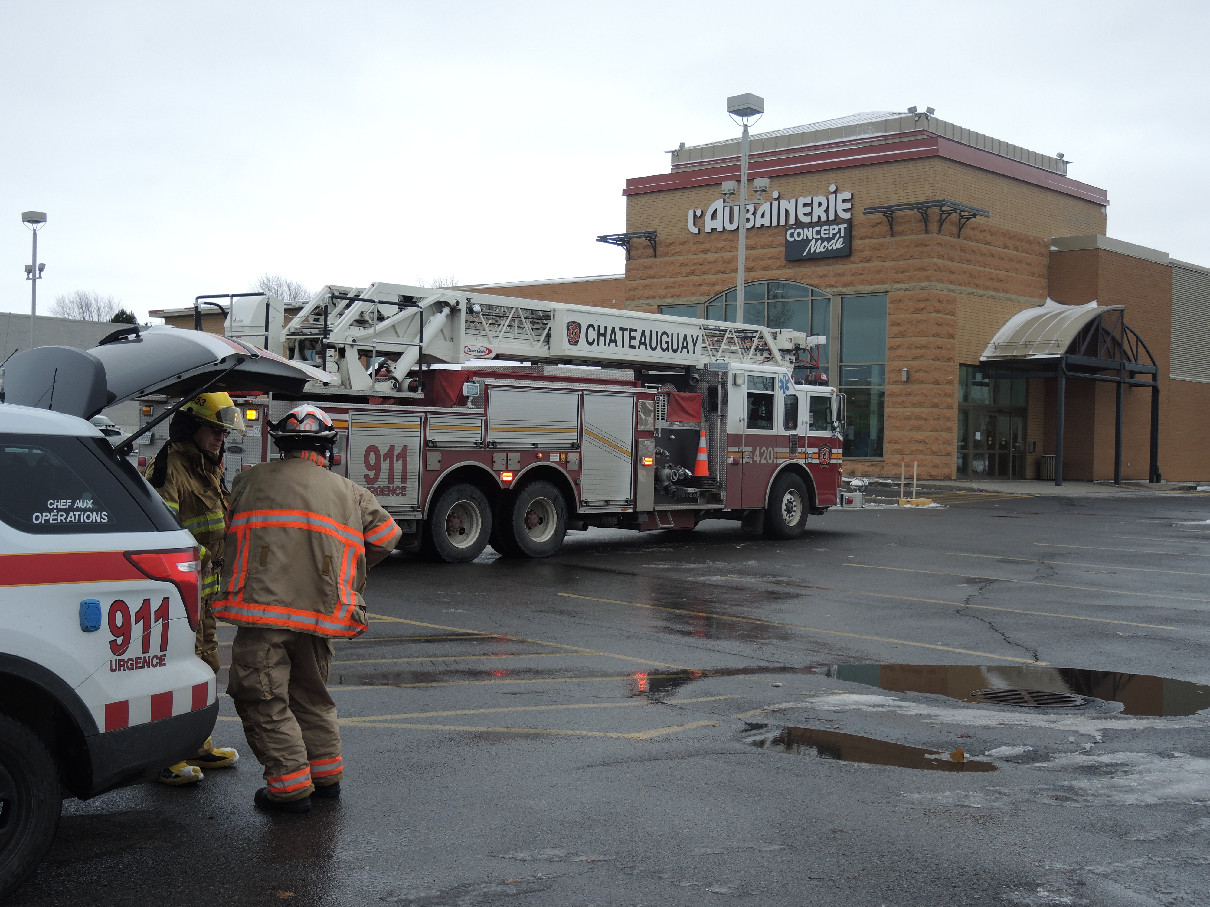 Image illustrant l'article: Exercices d'évacuation d'élèves