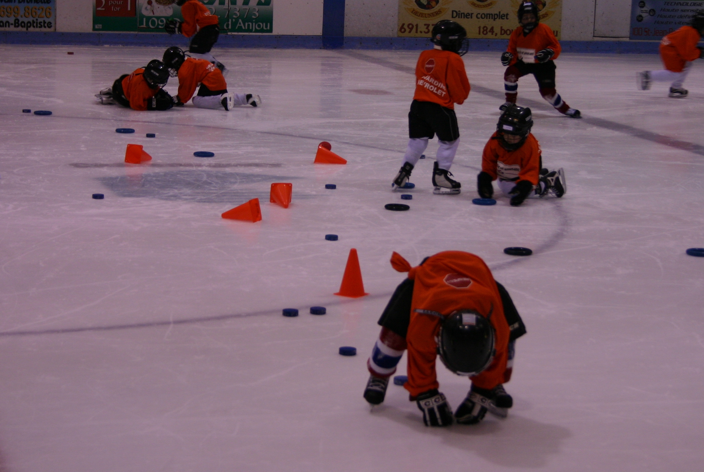 36 équipes de débutants au hockey rivaliseront à Sainte-Martine