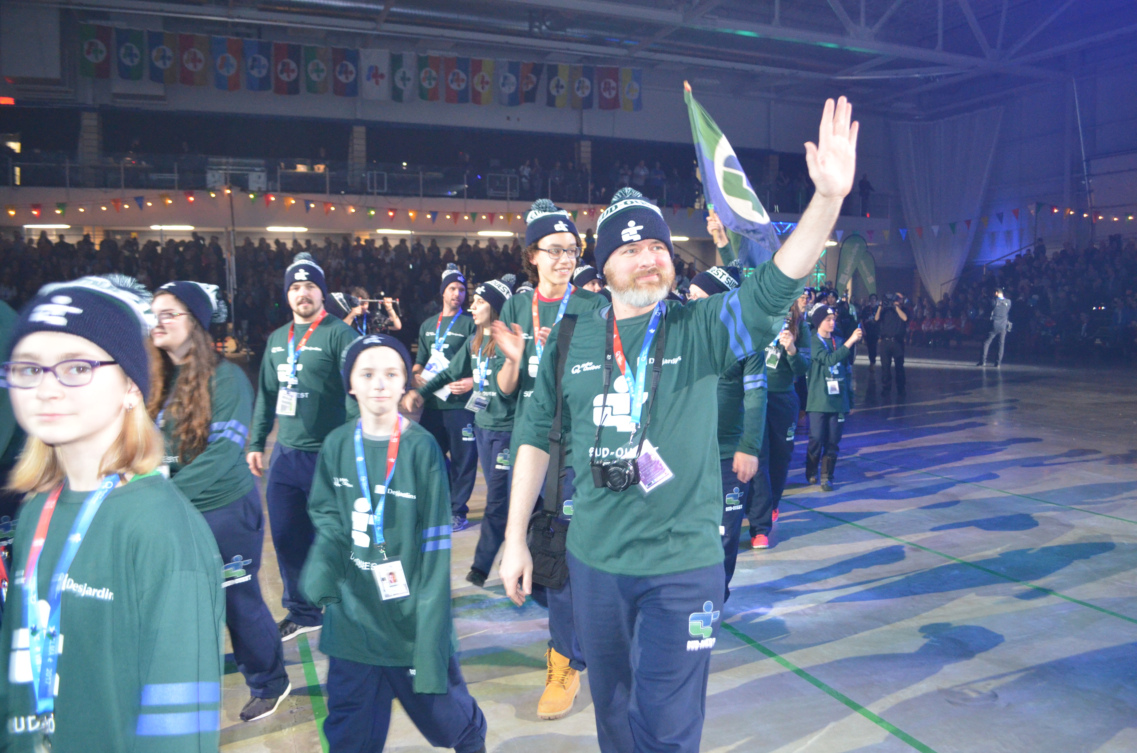 Image illustrant l'article: Des jeunes fébriles aux cérémonies d'ouverture