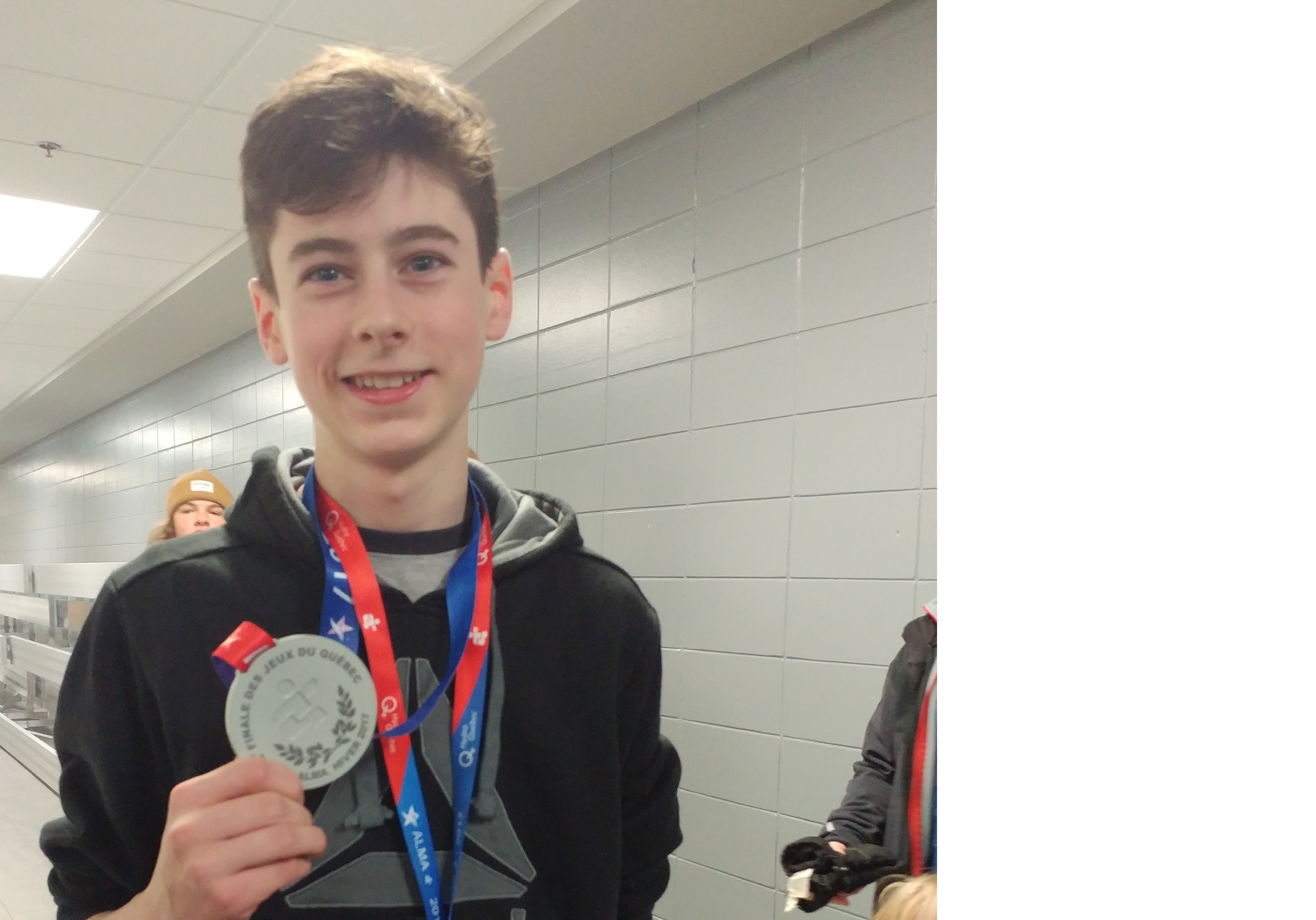 Il gagne une médaille aux Jeux du Québec quelques semaines après une fracture