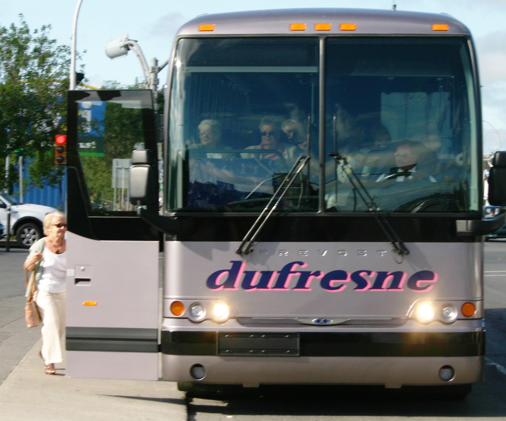 Autobus Dufresne va relancer taxi et taxibus à Sainte-Martine et Saint-Urbain-Premier