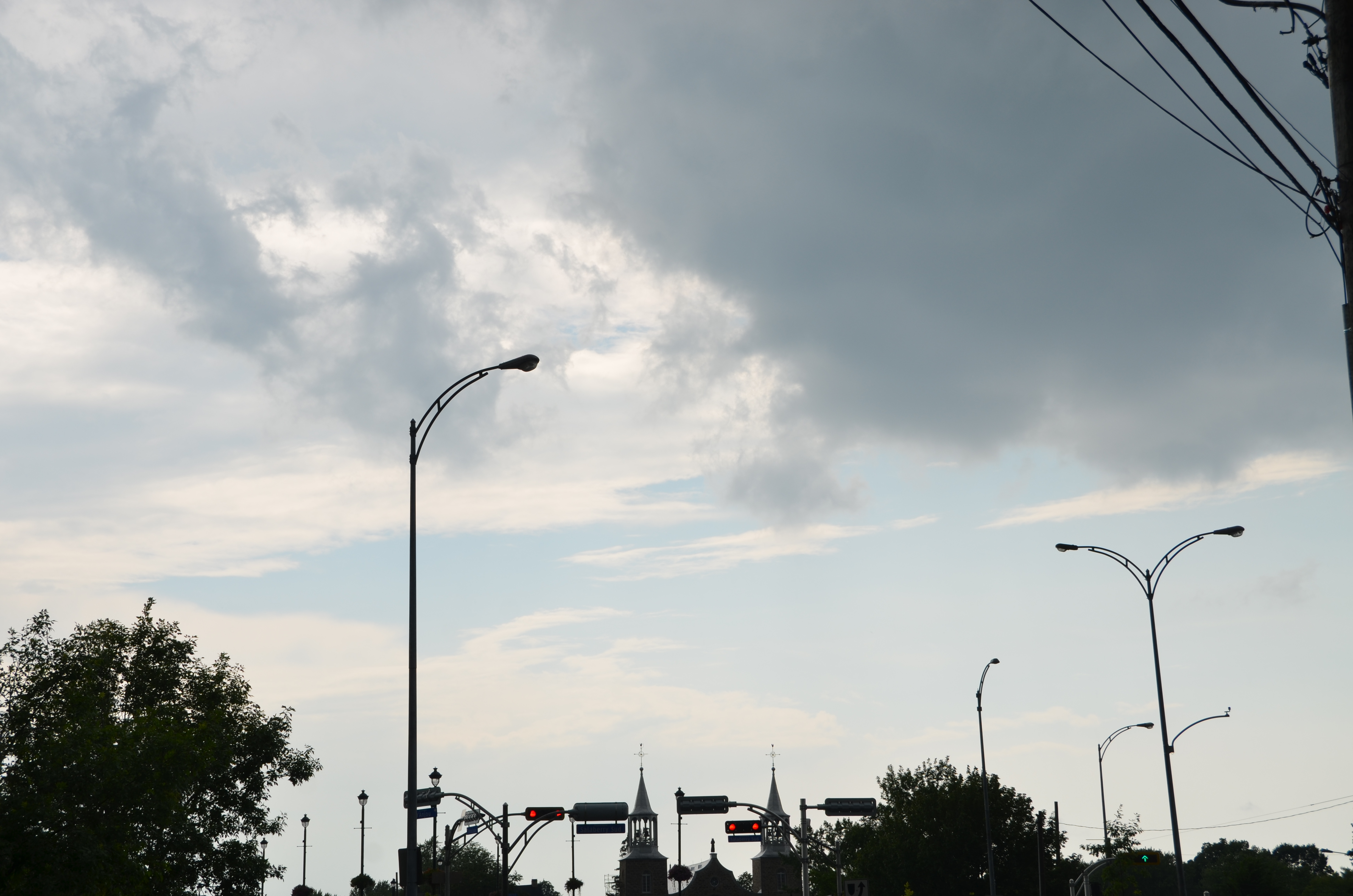 Brève alerte de tornade pour la région de Châteauguay