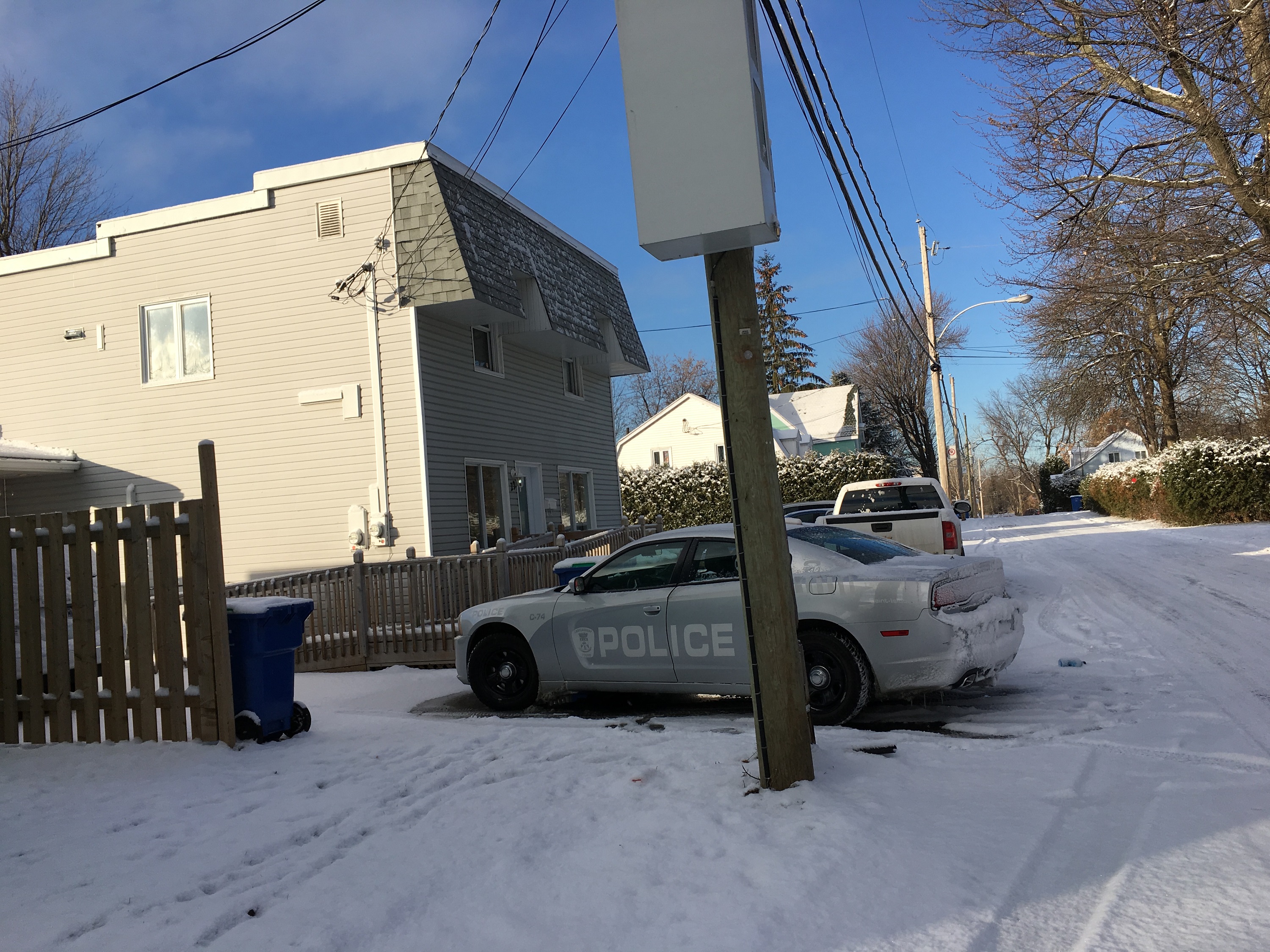 Un homme tient les policiers en haleine pendant des heures