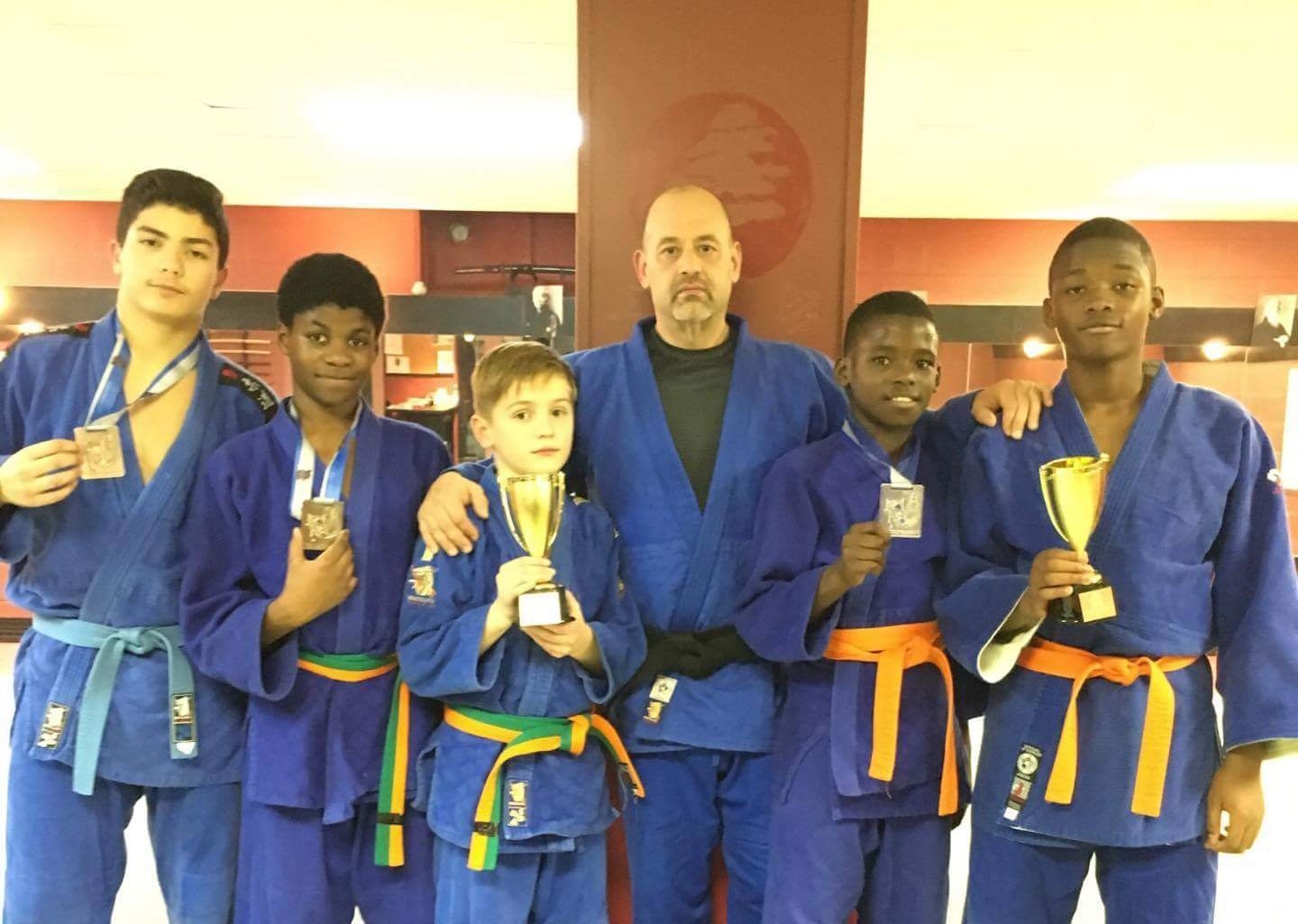 Image illustrant l'article: Cinq judokas de Budokai Châteauguay sur le podium