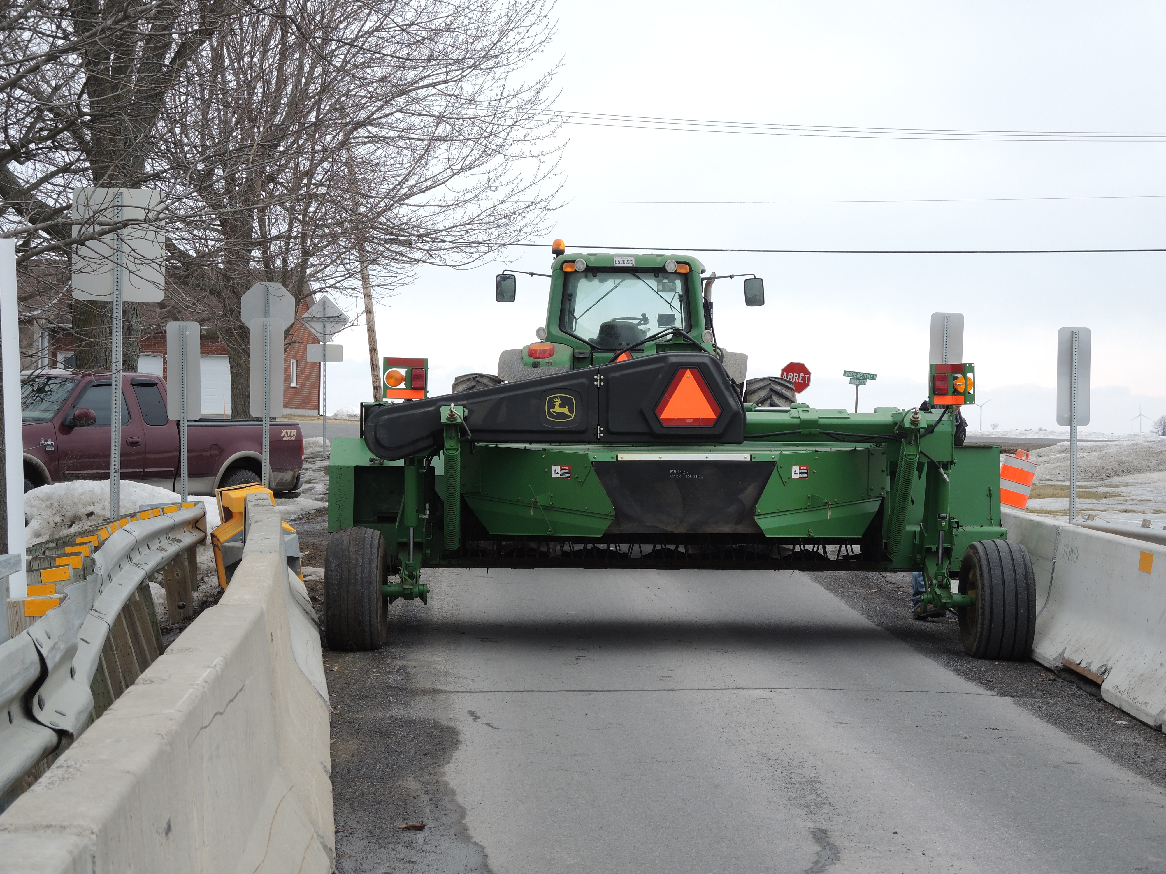 Image illustrant l'article: On circule sur le pont Dulude