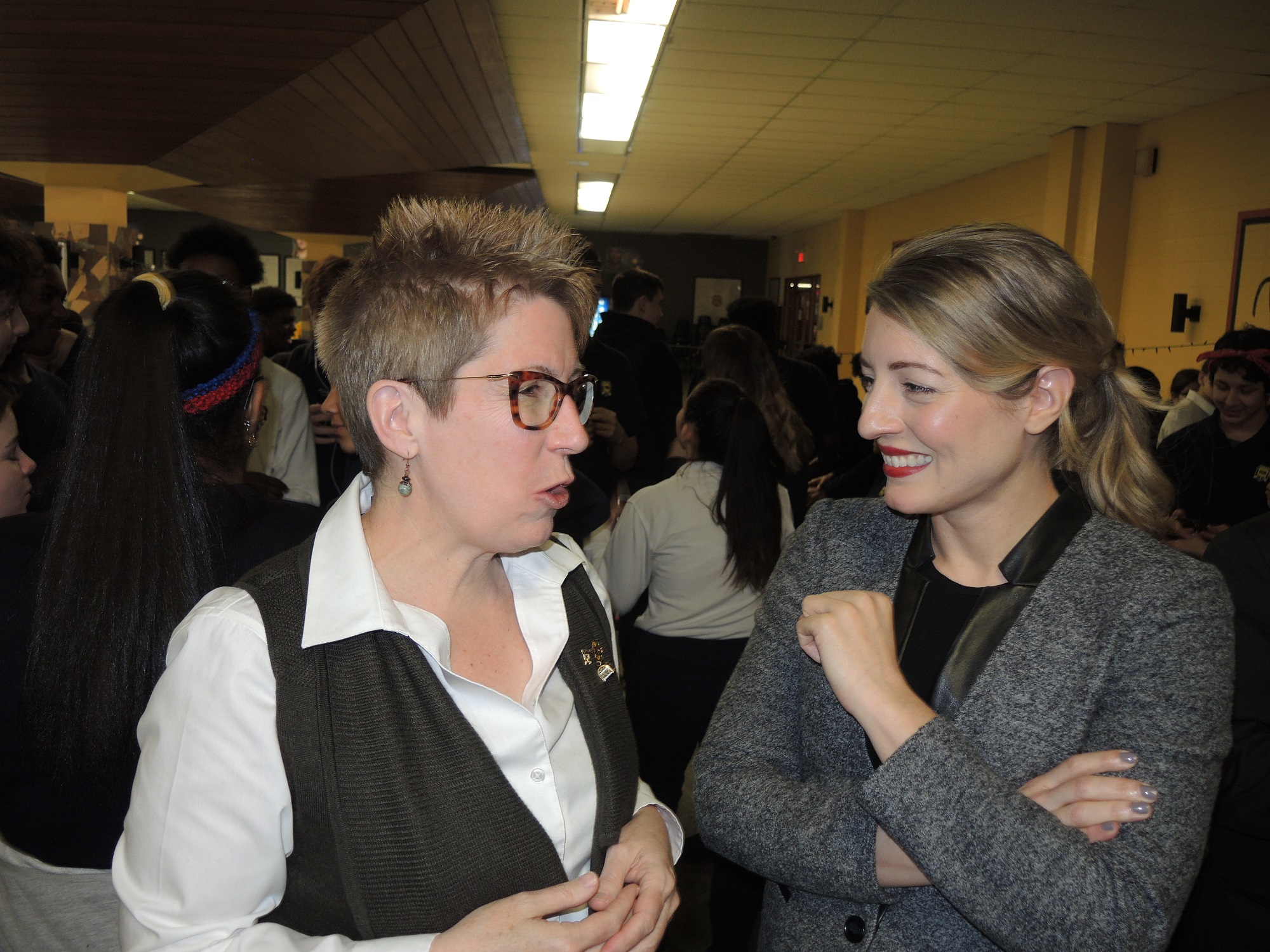 Image illustrant l'article: Aide à la presse écrite: une «approche ciblée pour les médias locaux», rappelle Mélanie Joly