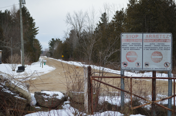 Image illustrant l'article: Assemblée d'information sur les réfugiés à la frontière
