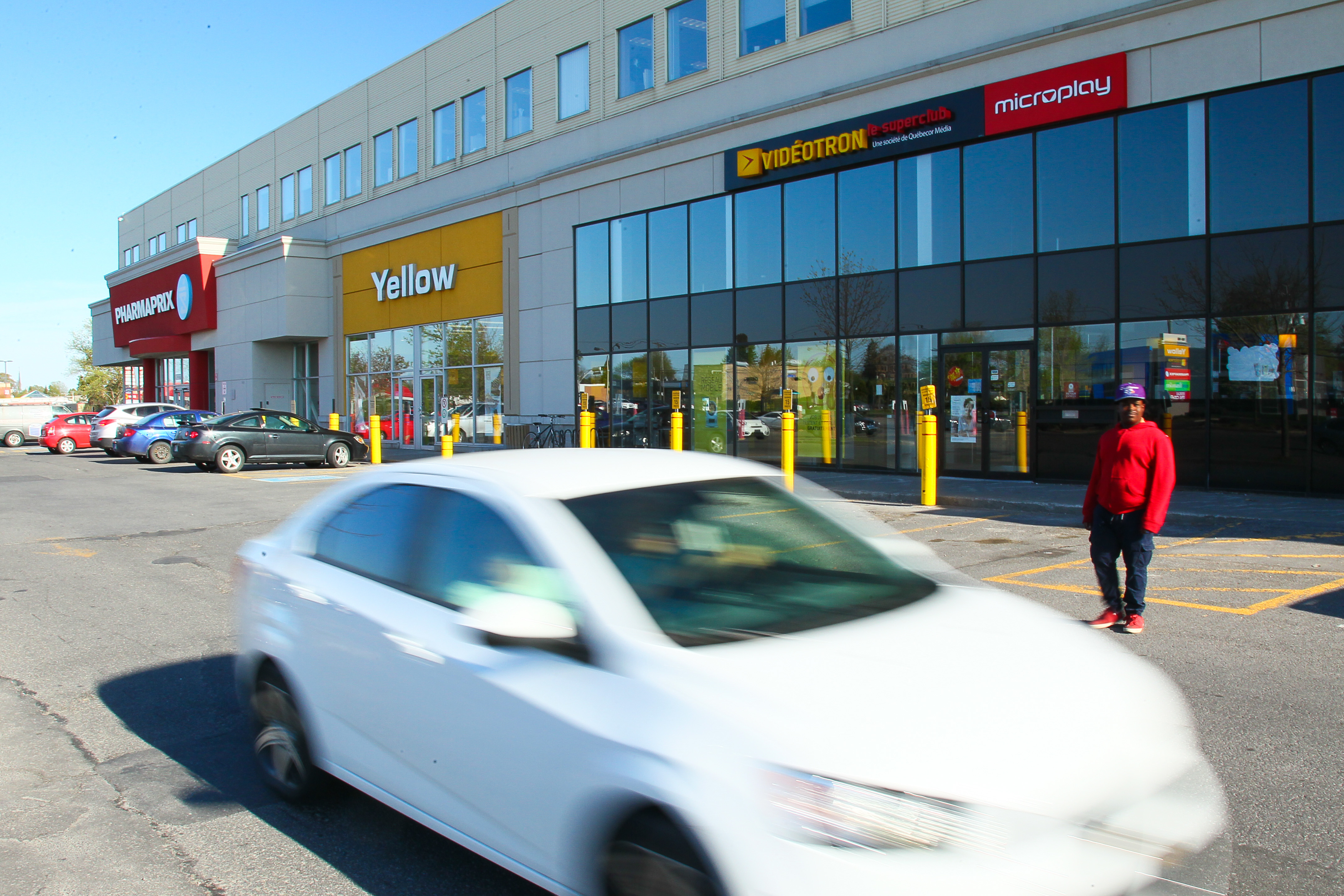 Vitesse dans les stationnements: le pouvoir de la police