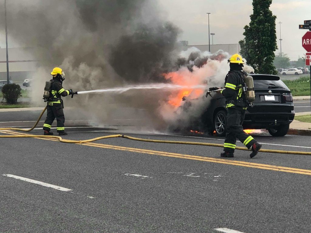 Image illustrant l'article: Sa voiture brûle après l'installation d'un nouveau moteur