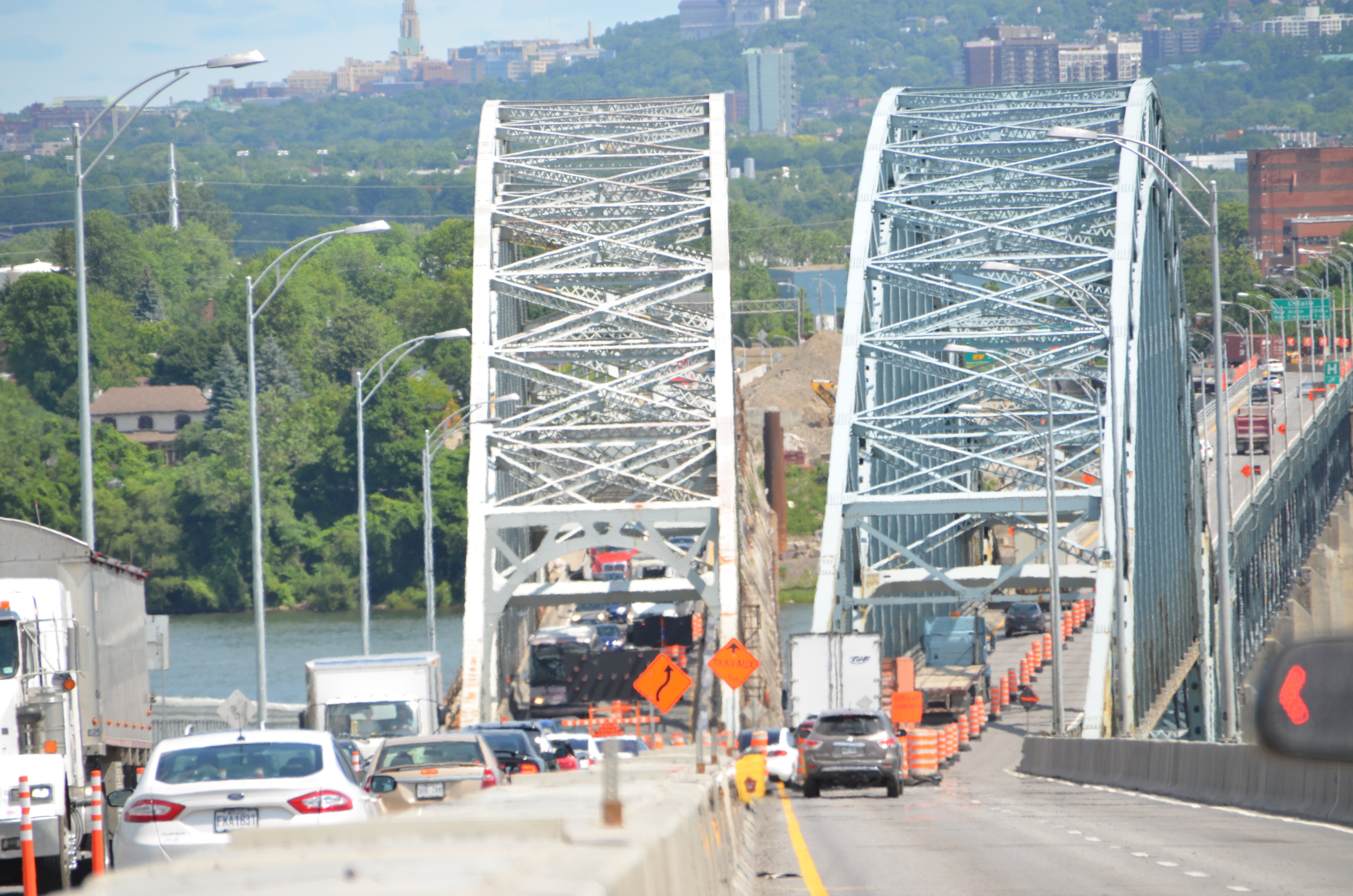 Image illustrant l'article: Un autre blitz de travaux au pont Mercier cet été