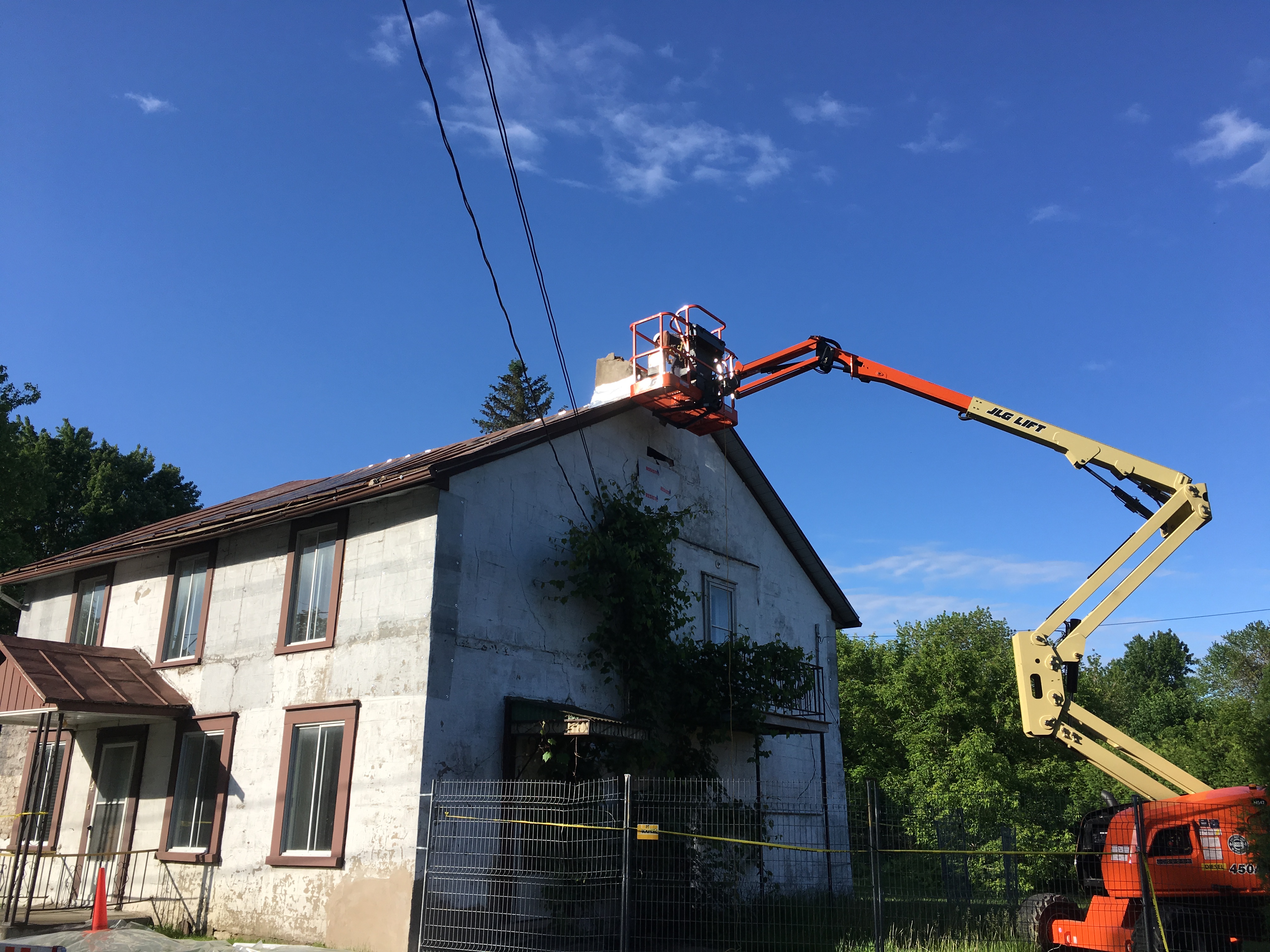 Image illustrant l'article: La maison Moïse-Prégent amputée de sa cheminée