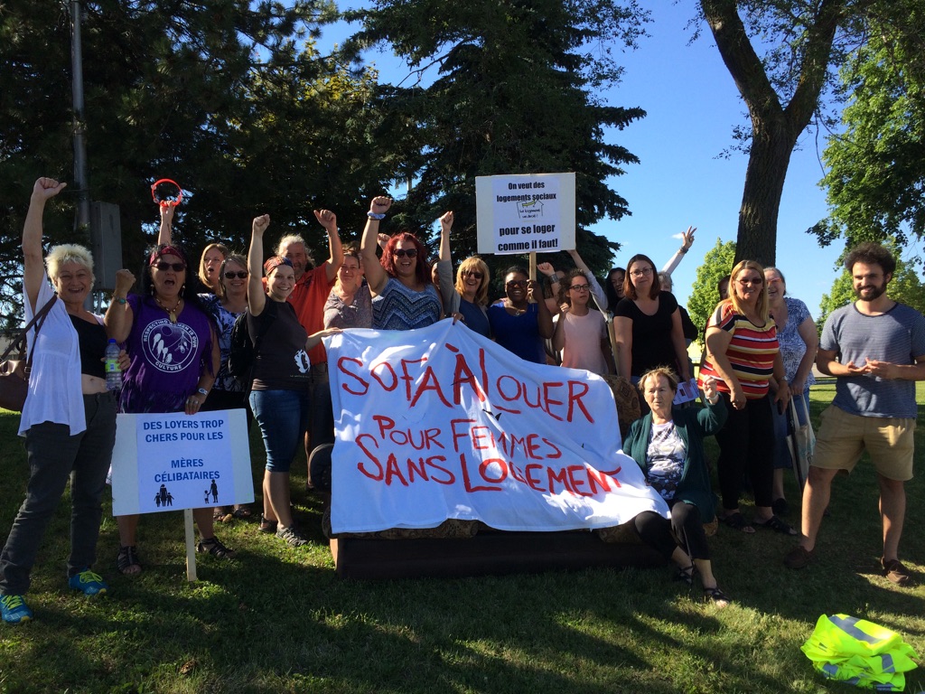 Logements sociaux pour les femmes réclamés