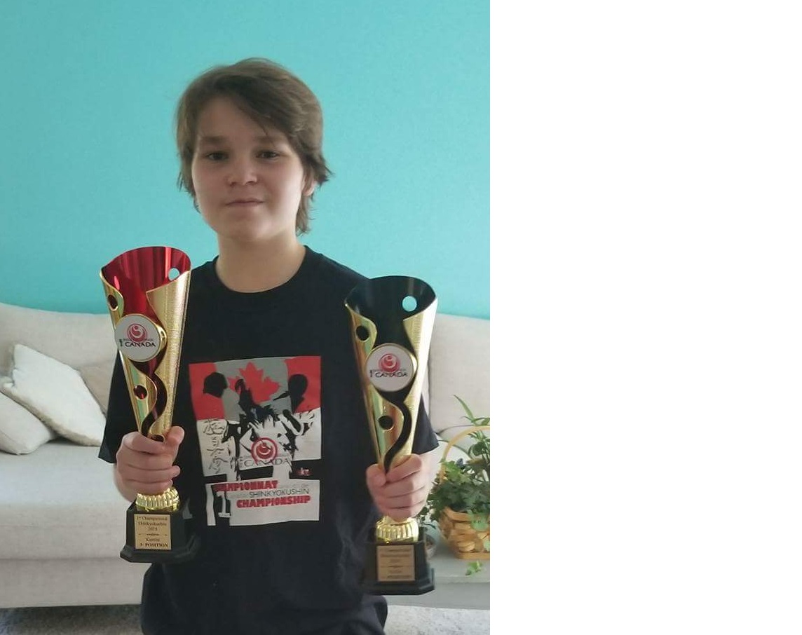 Image illustrant l'article: Double champion canadien en karaté