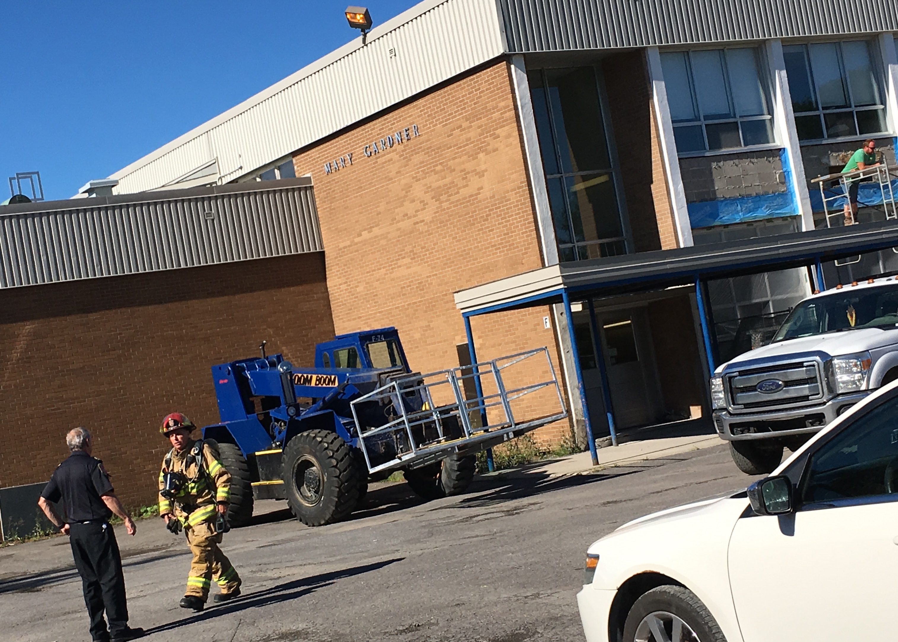 Image illustrant l'article: École primaire Mary Gardner : un mur s’enflamme pendant des travaux