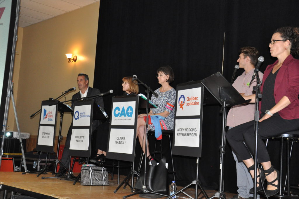 Image illustrant l'article: Un débat axé sur les enjeux nationaux