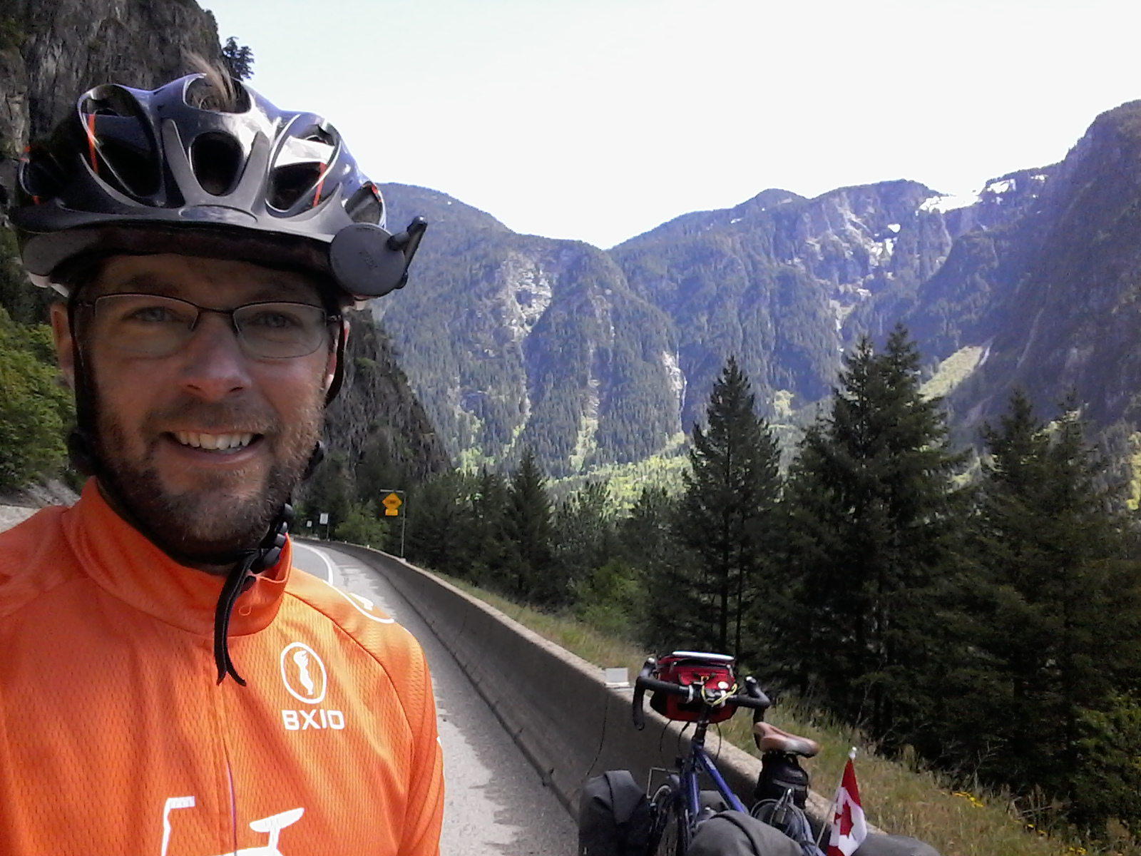 Image illustrant l'article: 7 questions à Yann Chiasson qui a traversé le Canada à vélo