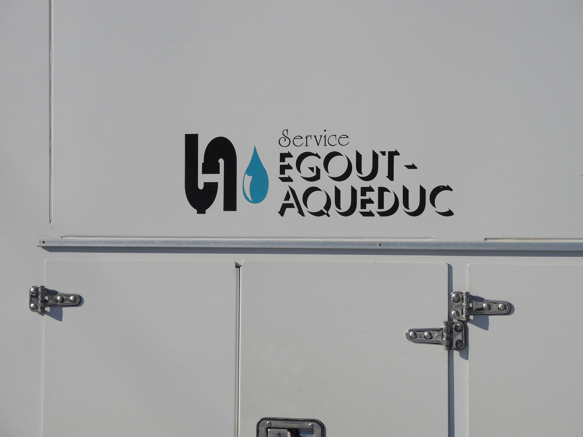 Image illustrant l'article: 2 bris d'aqueduc à Châteauguay