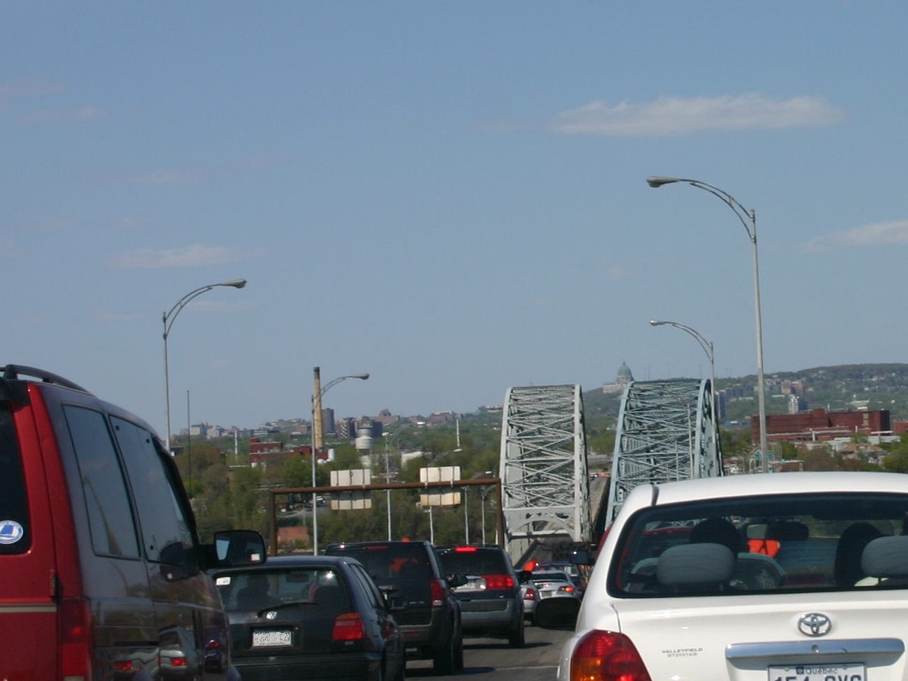 Image illustrant l'article: Transport en commun: vers une taxe sur l’immatriculation pour le 450?