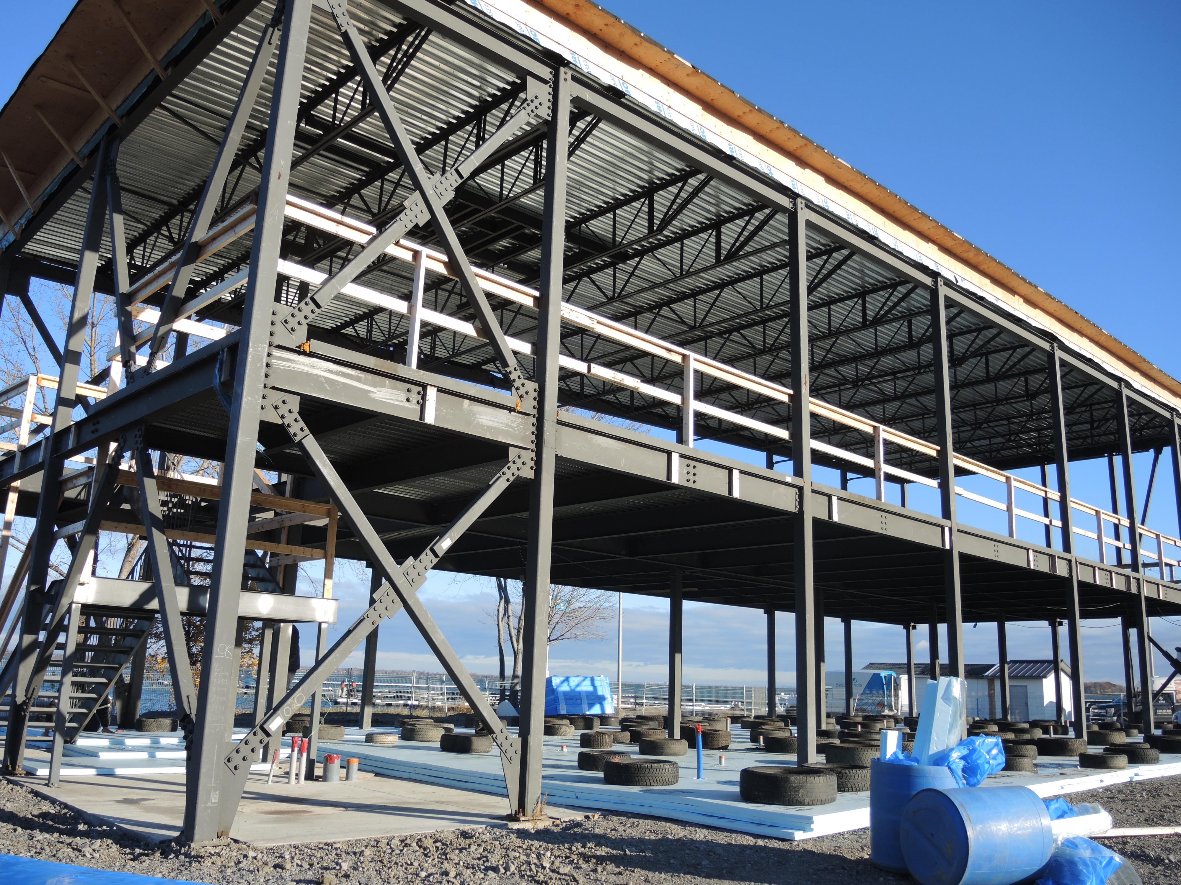 Image illustrant l'article: La capitainerie de Beauharnois sur la glace