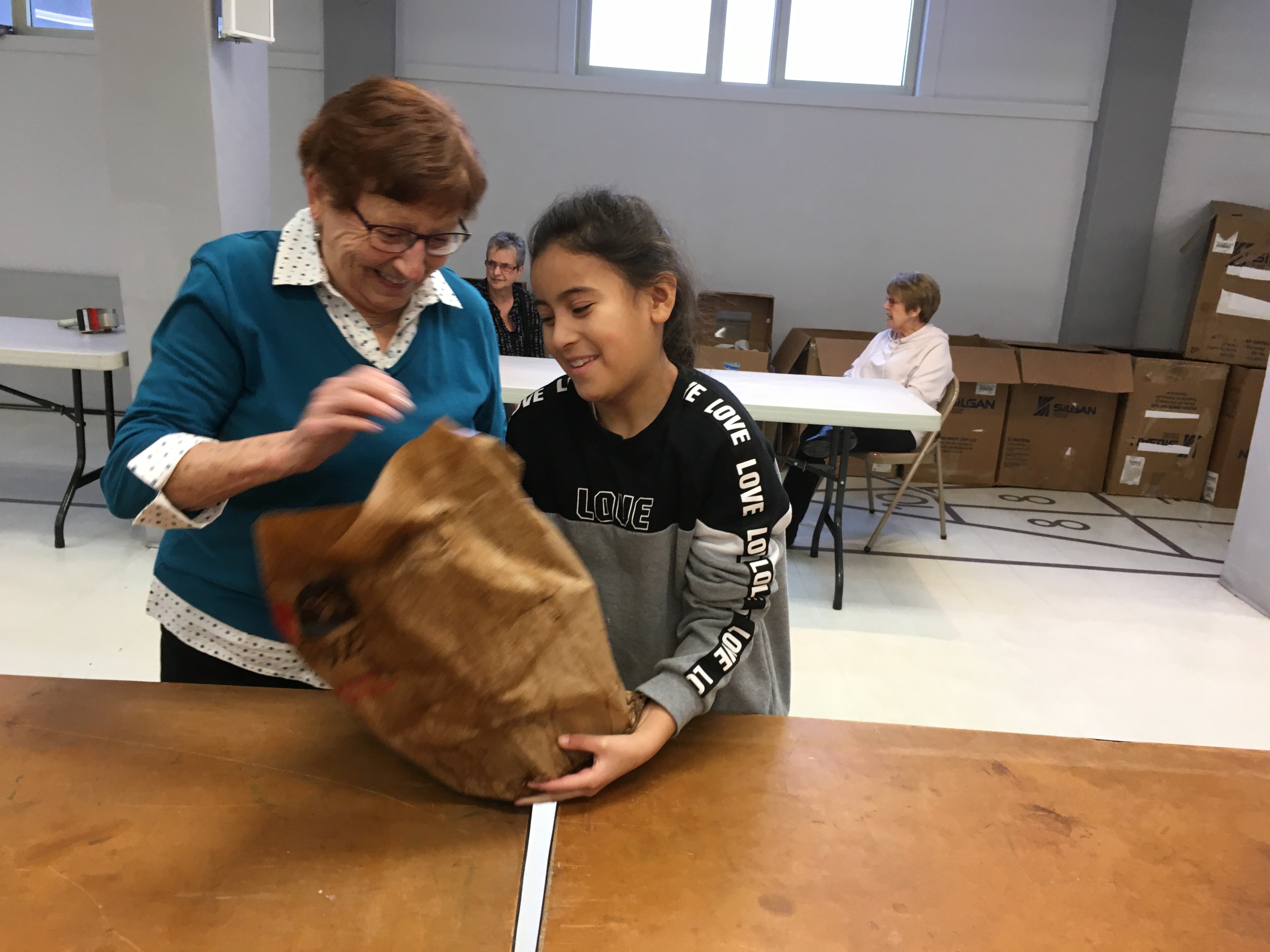 Image illustrant l'article: Les dons acceptés à l'année pour soutenir les gens dans le besoin