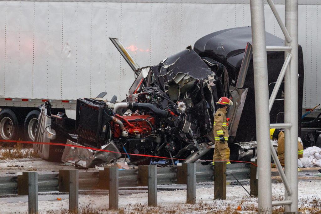 Camionneur gravement blessé hors de danger