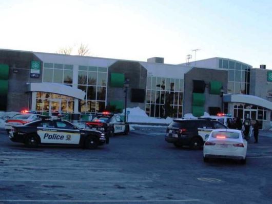 Plusieurs accusations pour le suspect de la Caisse Desjardins