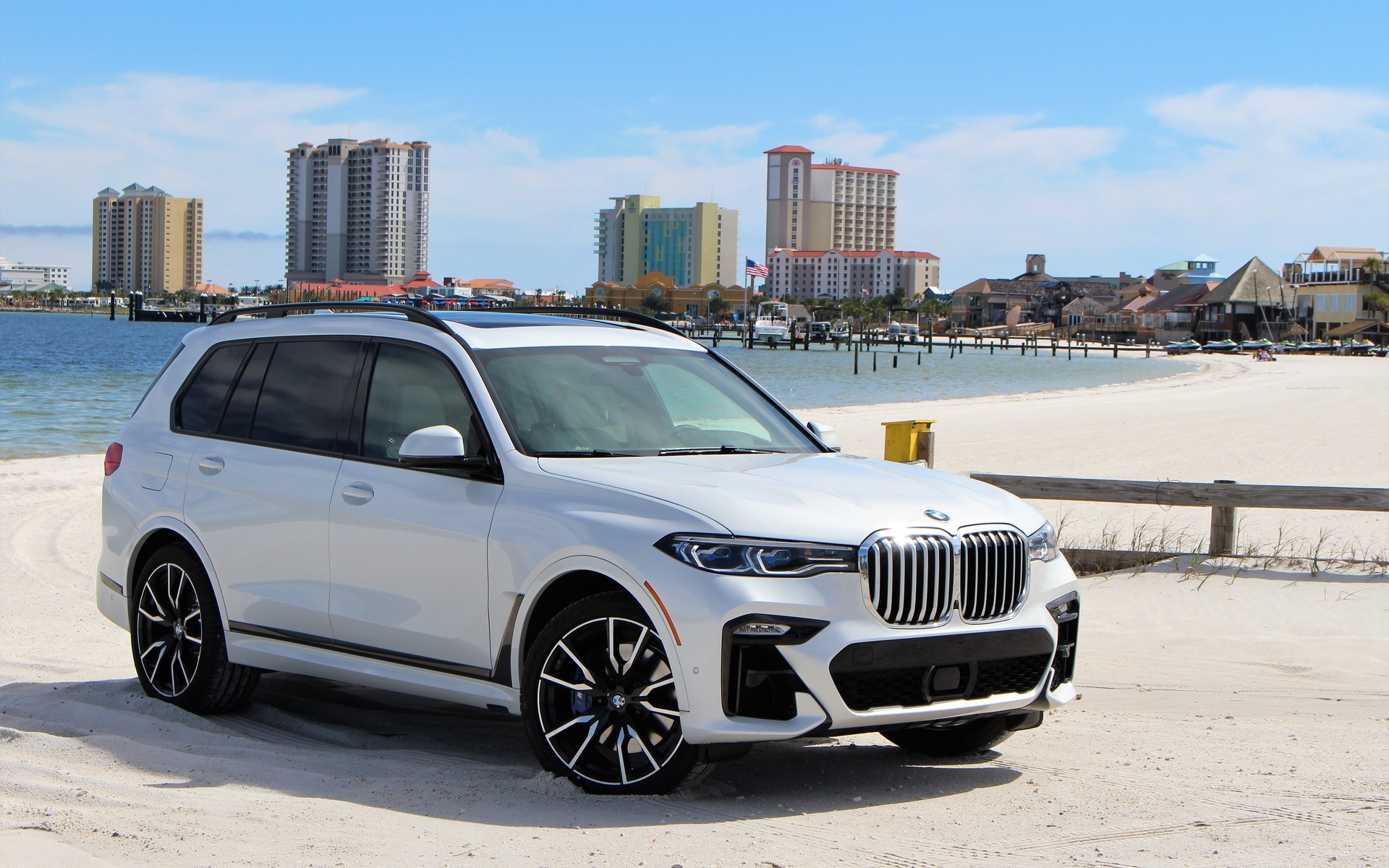 Image illustrant l'article: BMW X7 2019 : en haut de l’échelle