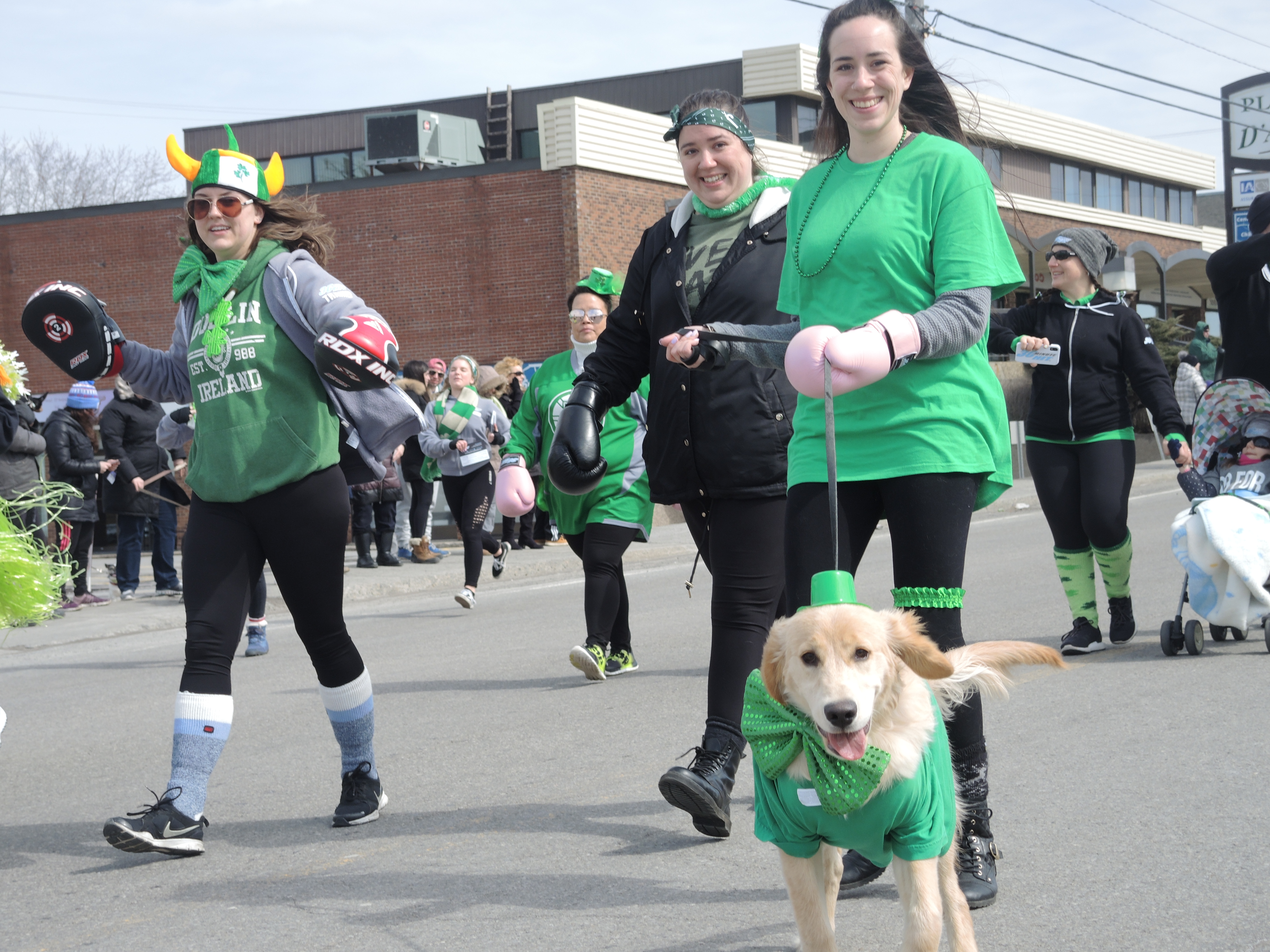 Le défilé de la Saint-Patrick à Châteauguay en 63 photos