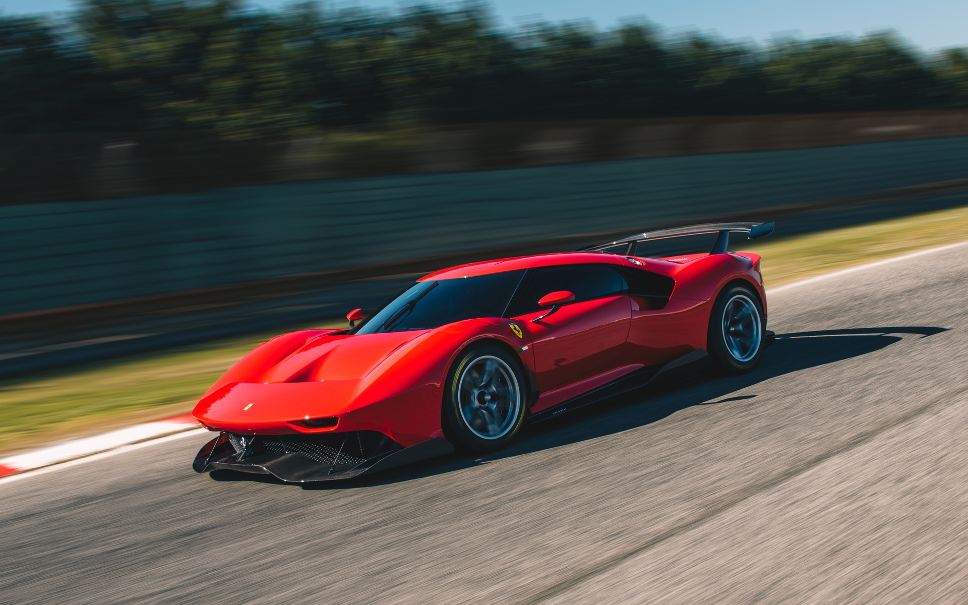 Image illustrant l'article: Ferrari P80/C : un modèle unique au monde