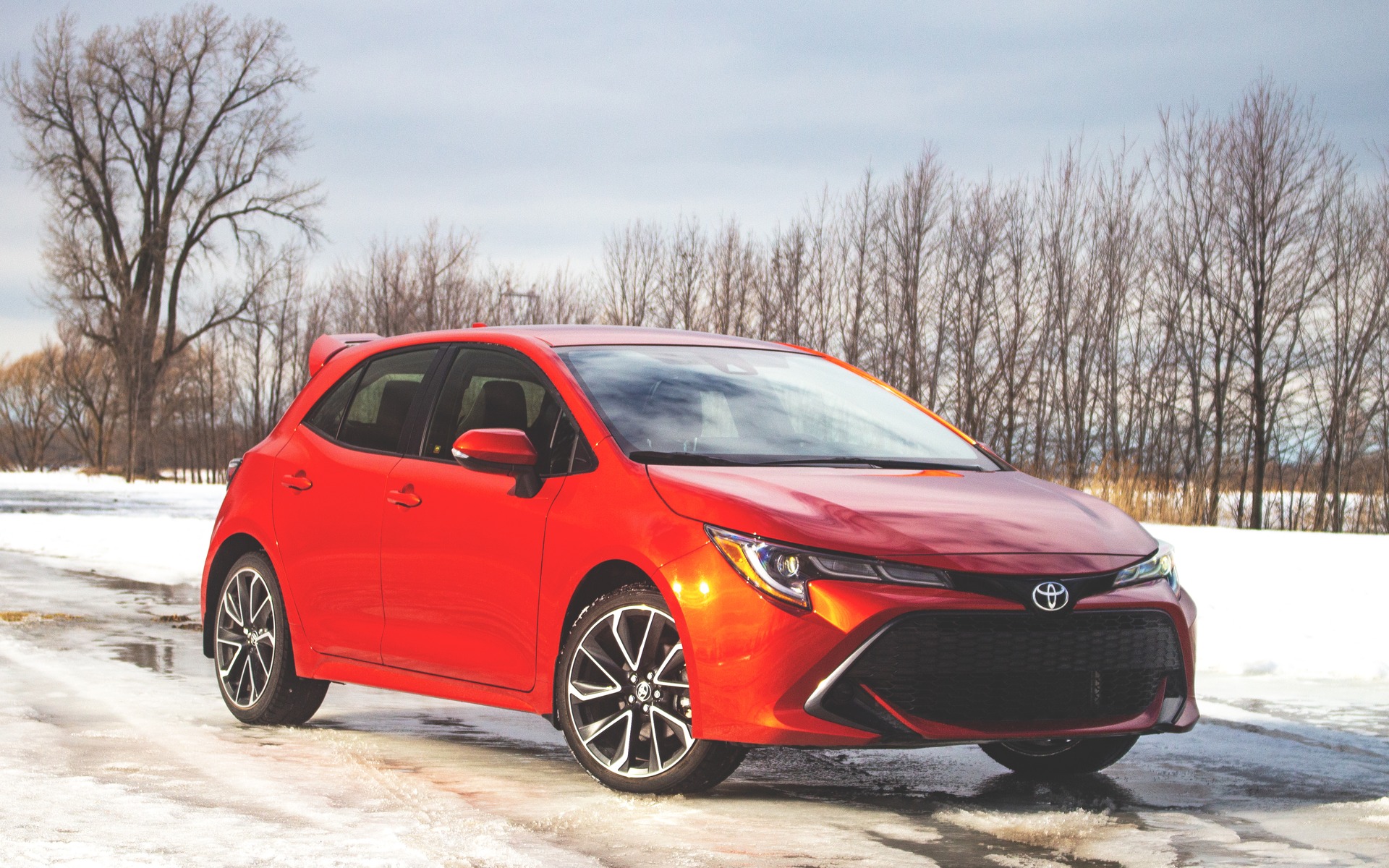 Toyota Corolla Hatchback 2019 : le petit plaisir ajouté de la boîte manuelle