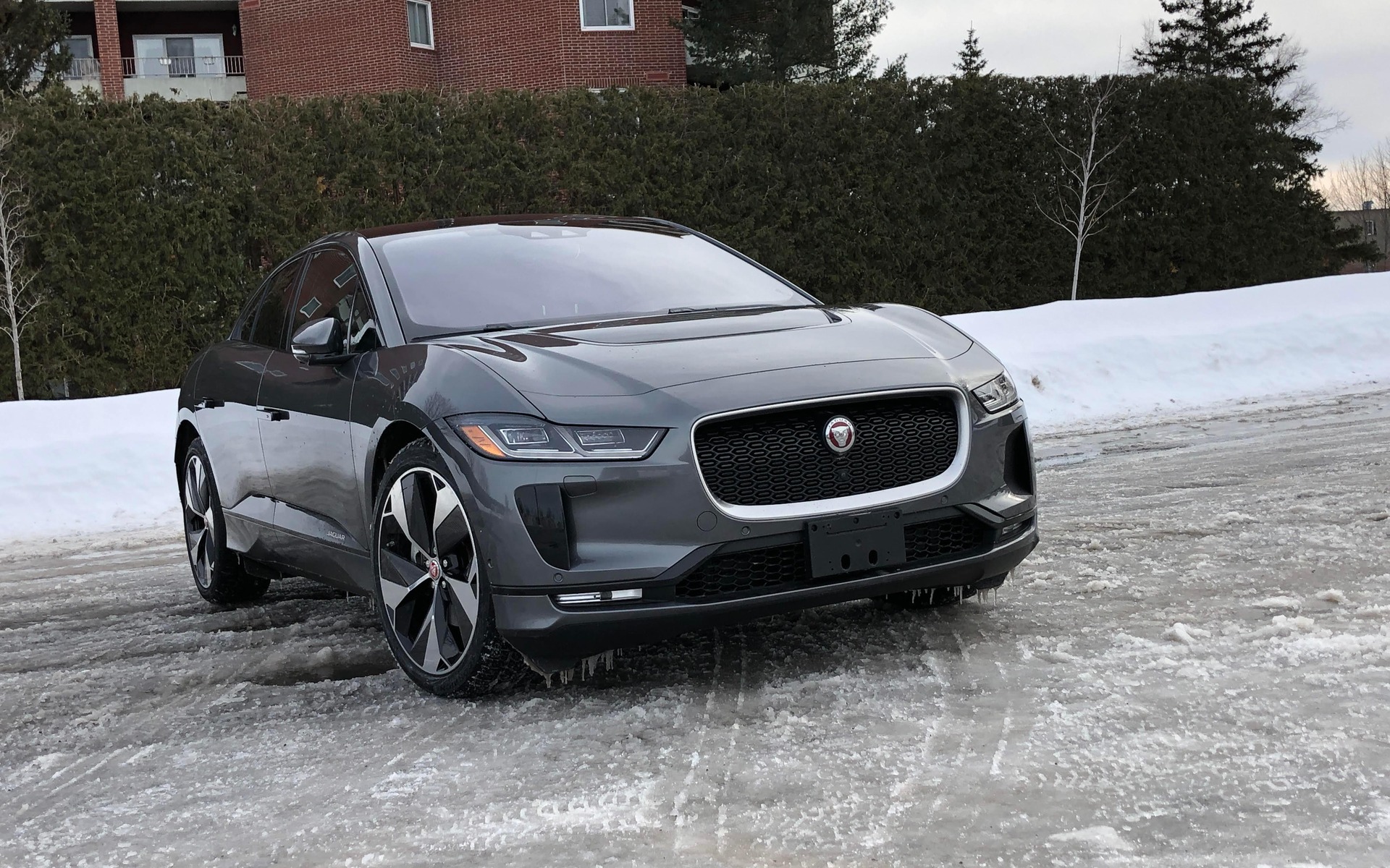 Jaguar I-PACE 2019 : Tesla peut dormir tranquille