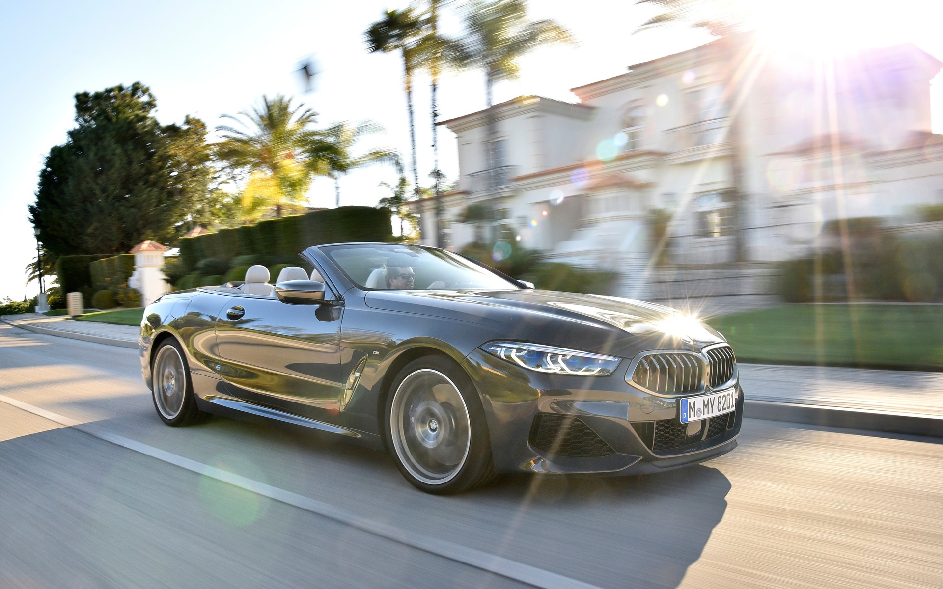Image illustrant l'article: BMW Série 8 Cabriolet 2019 : le 8e ciel