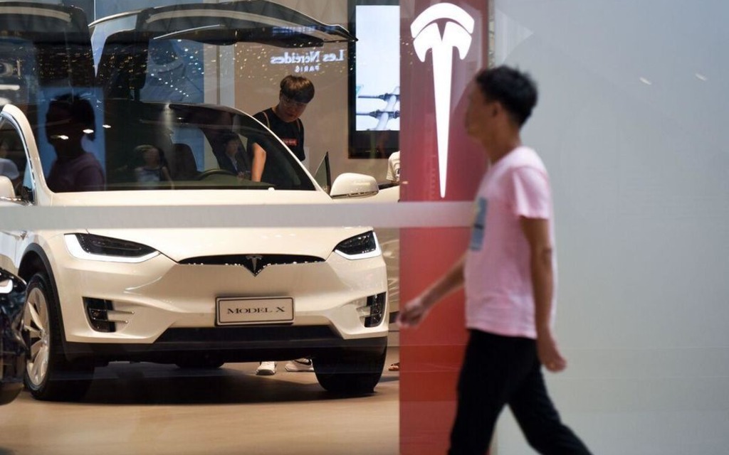 Image illustrant l'article: Tesla dit enquêter sur «l'autocombustion» d'une voiture en Chine