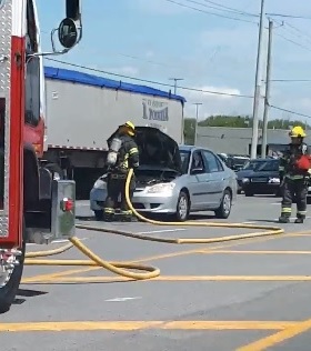 Début d&rsquo;incendie dans une auto