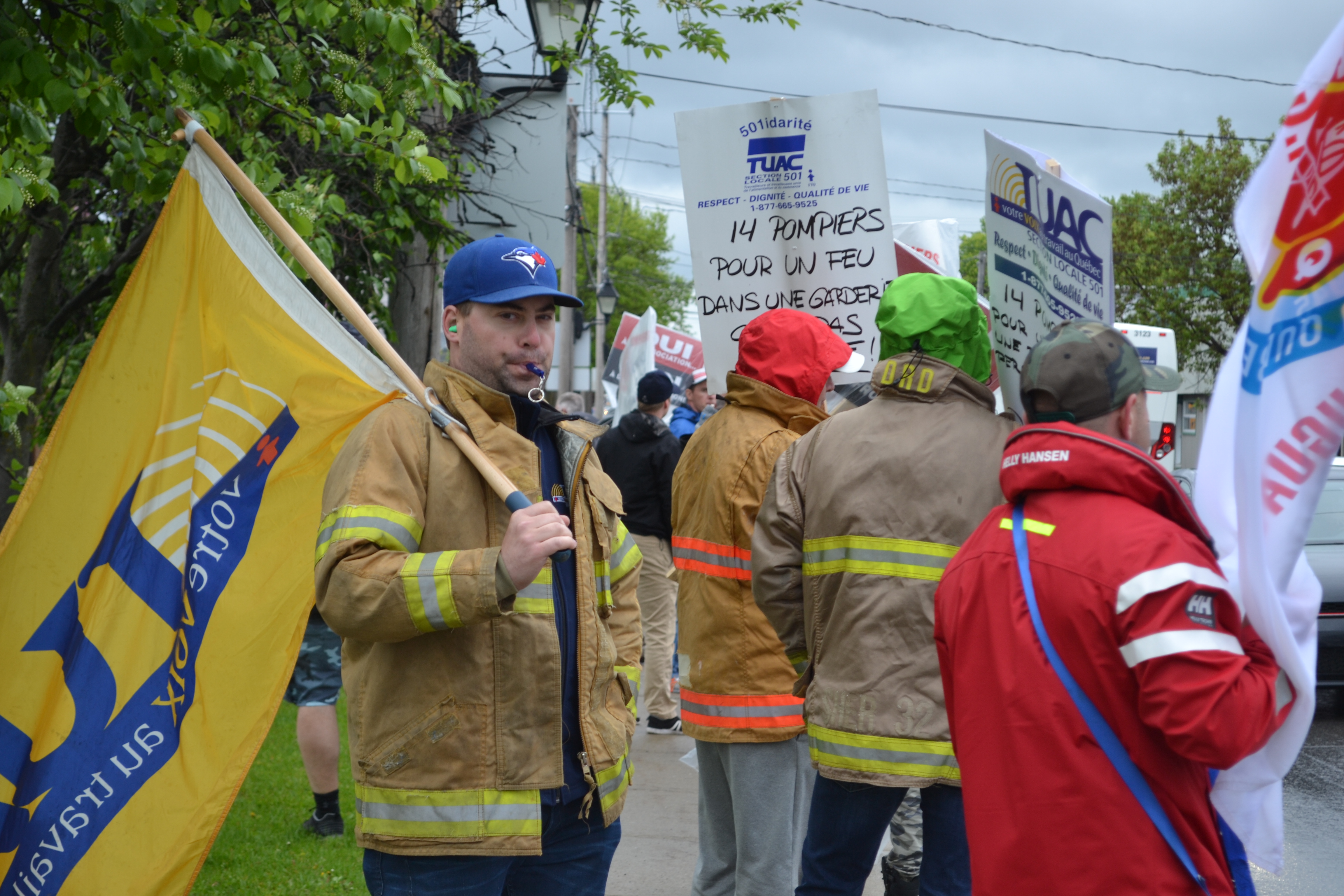 Manifestation de pompiers à Mercier