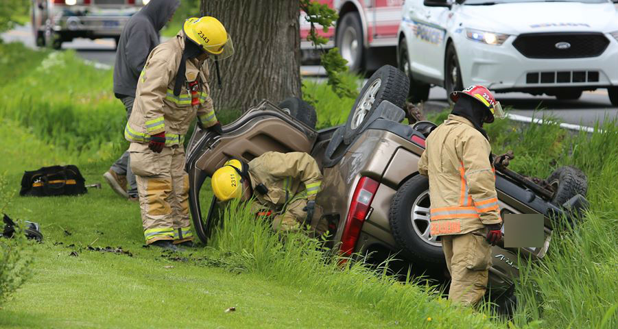 Capotage sur le rang Saint-Régis Sud