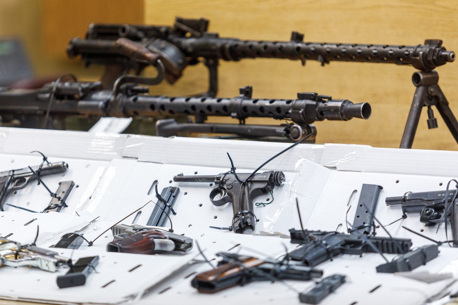 Travaux communautaires pour 56 armes à feu